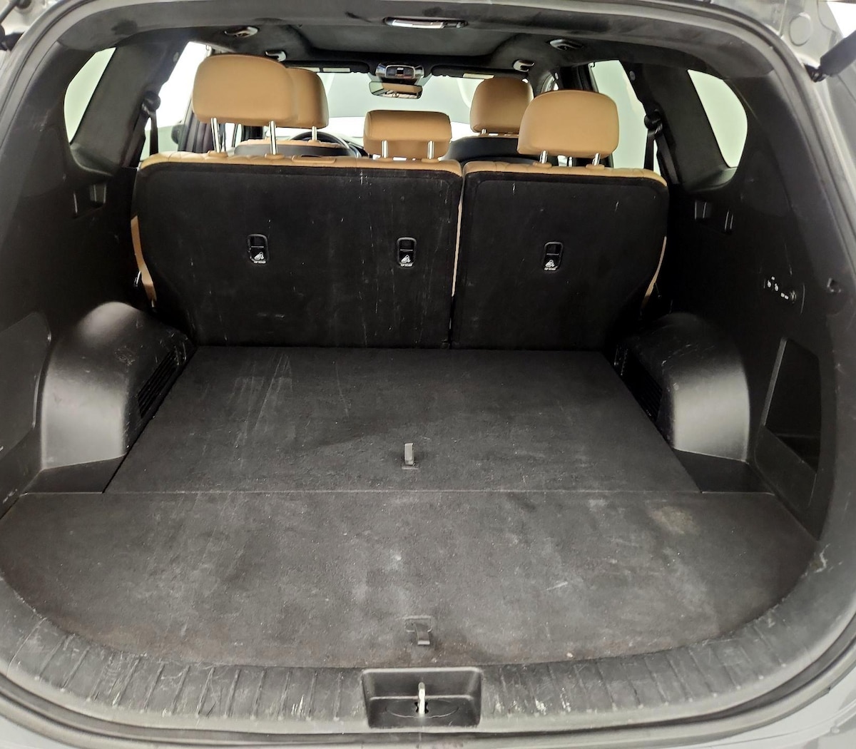 Trunk/Cargo (Seats Up)
