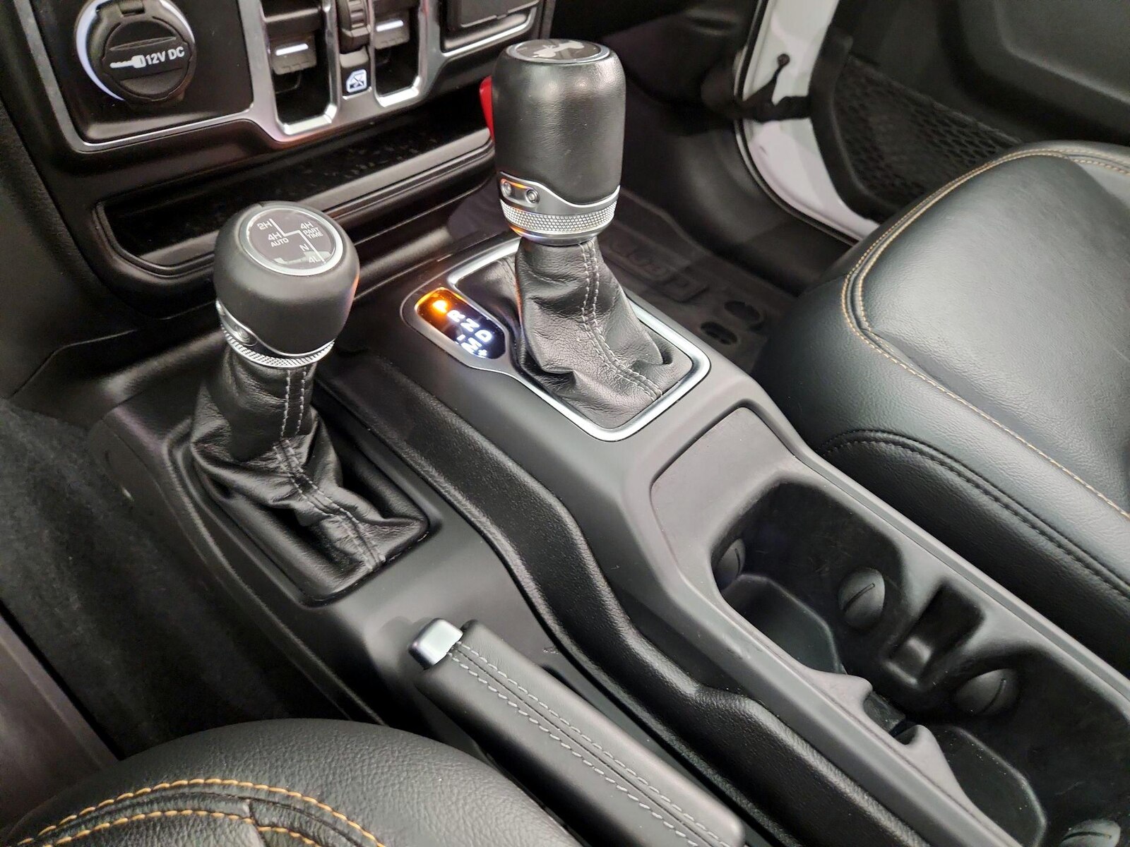 2024 Jeep Wrangler 4xe Sahara 4XE - Photo 19