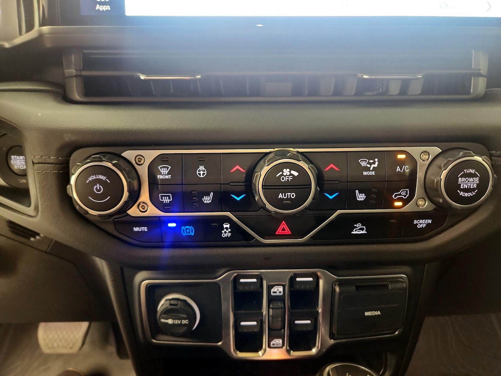 2024 Jeep Wrangler 4xe Sahara 4XE - Photo 16