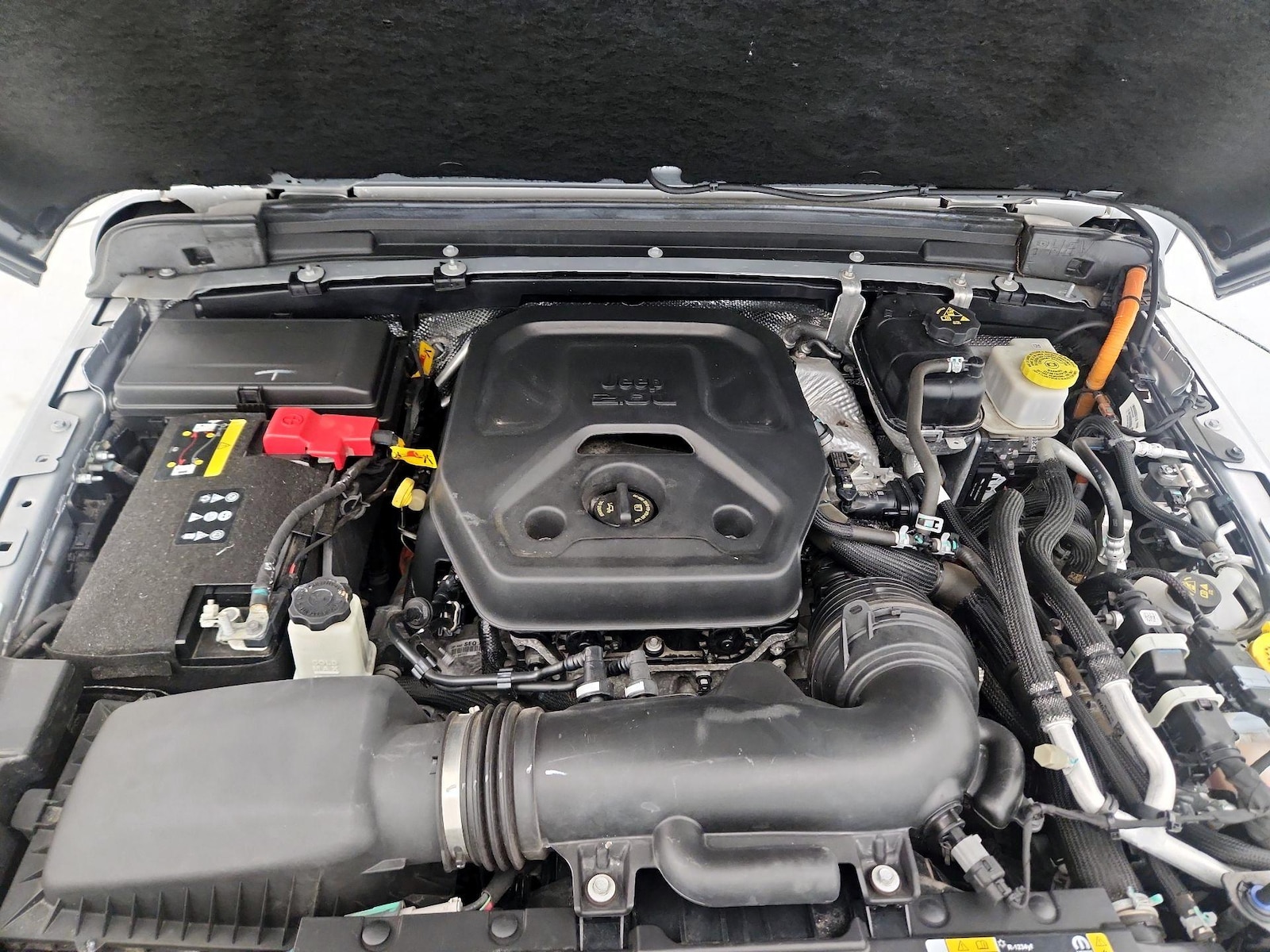 2024 Jeep Wrangler 4xe Sahara 4XE - Photo 20