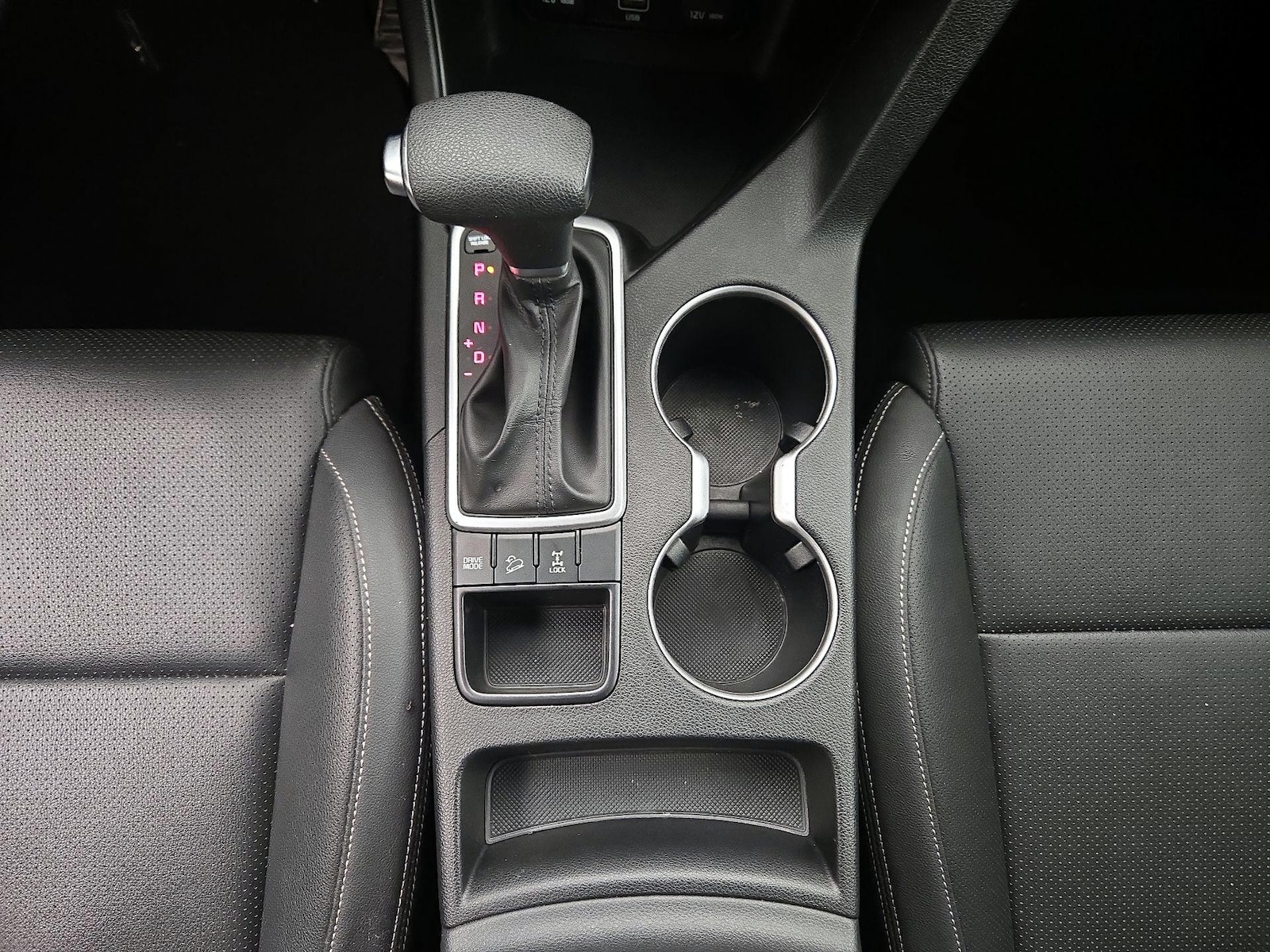2020 Kia Sportage S - Photo 19