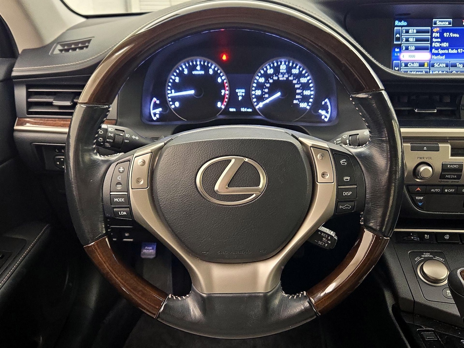 2015 Lexus ES 350 - Photo 11