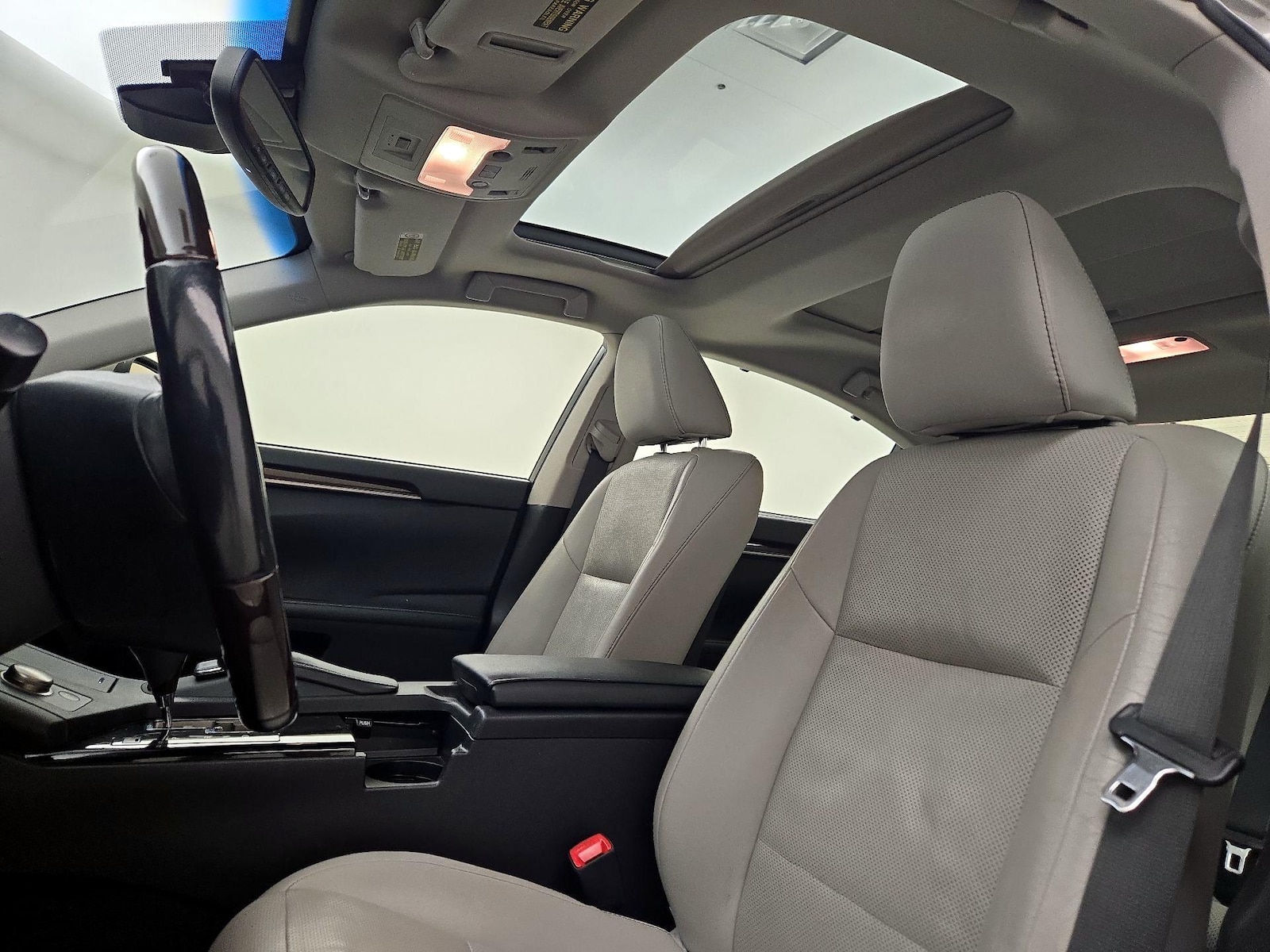 2015 Lexus ES 350 - Photo 21