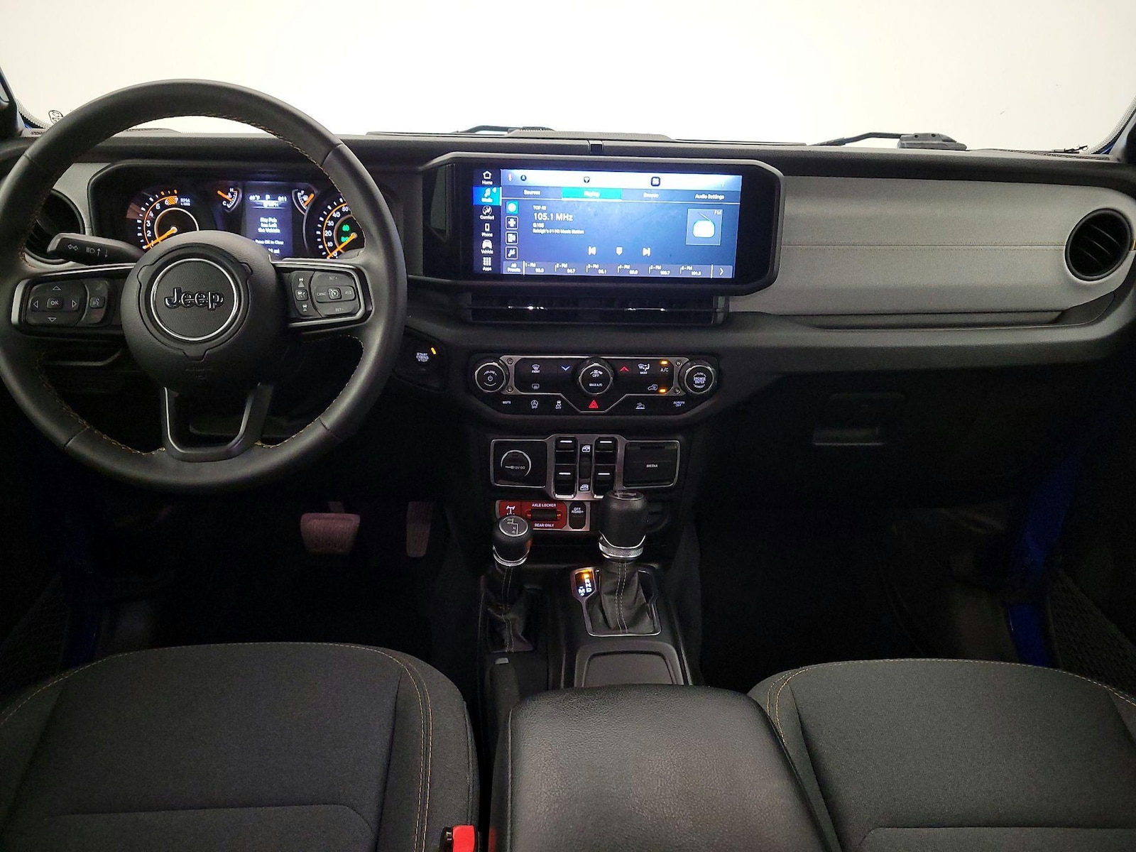 Apple CarPlay® & Android Auto™