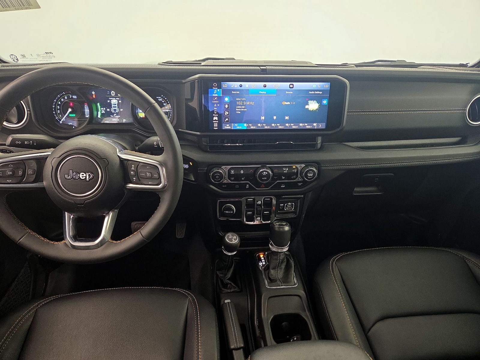 Apple CarPlay® & Android Auto™