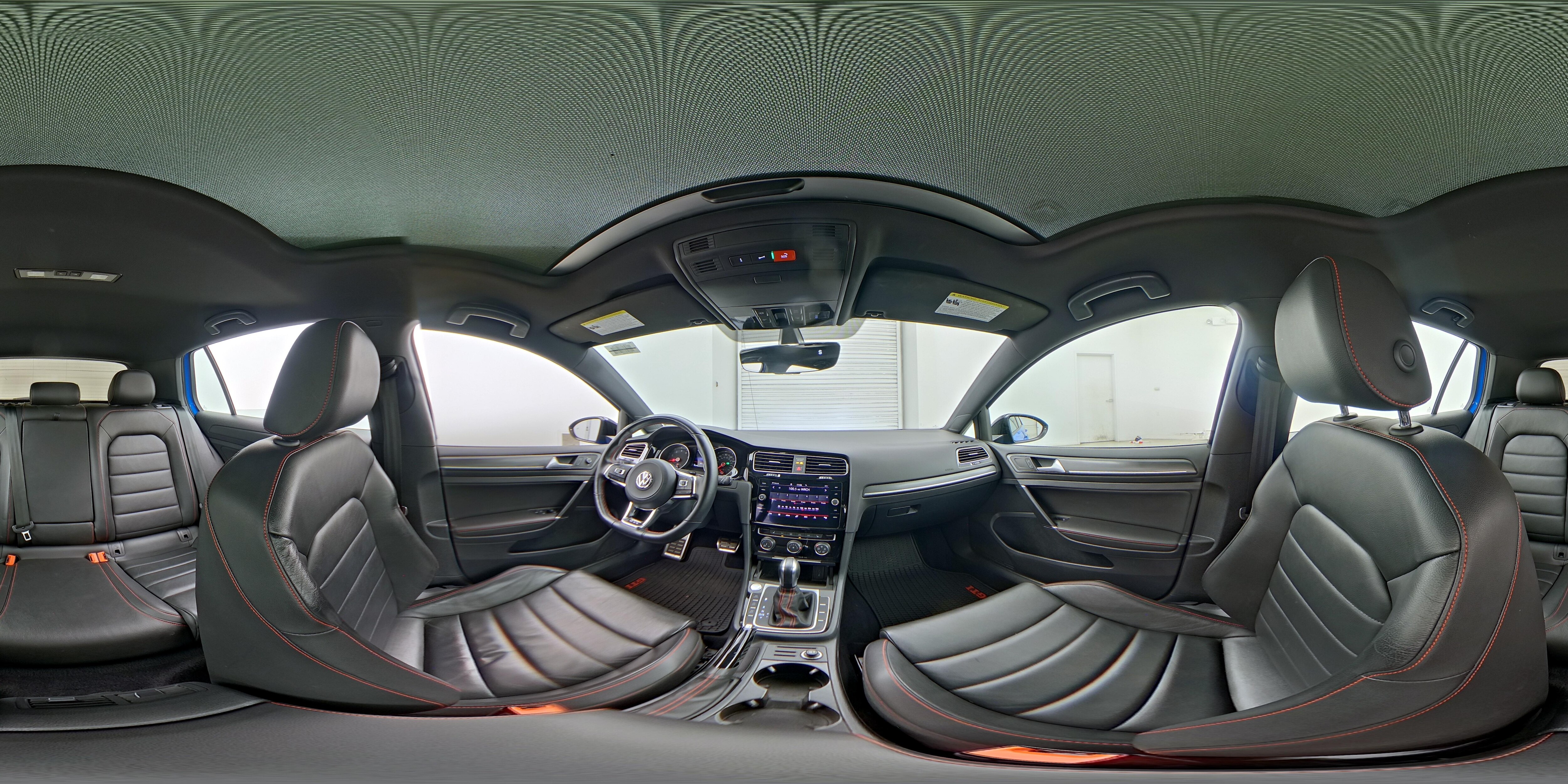 2021 Volkswagen Golf GTI SE - Photo 26