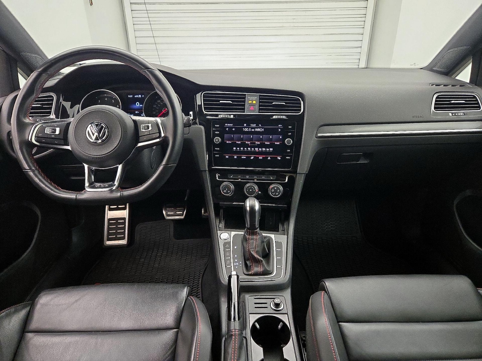 2021 Volkswagen Golf GTI SE - Photo 10