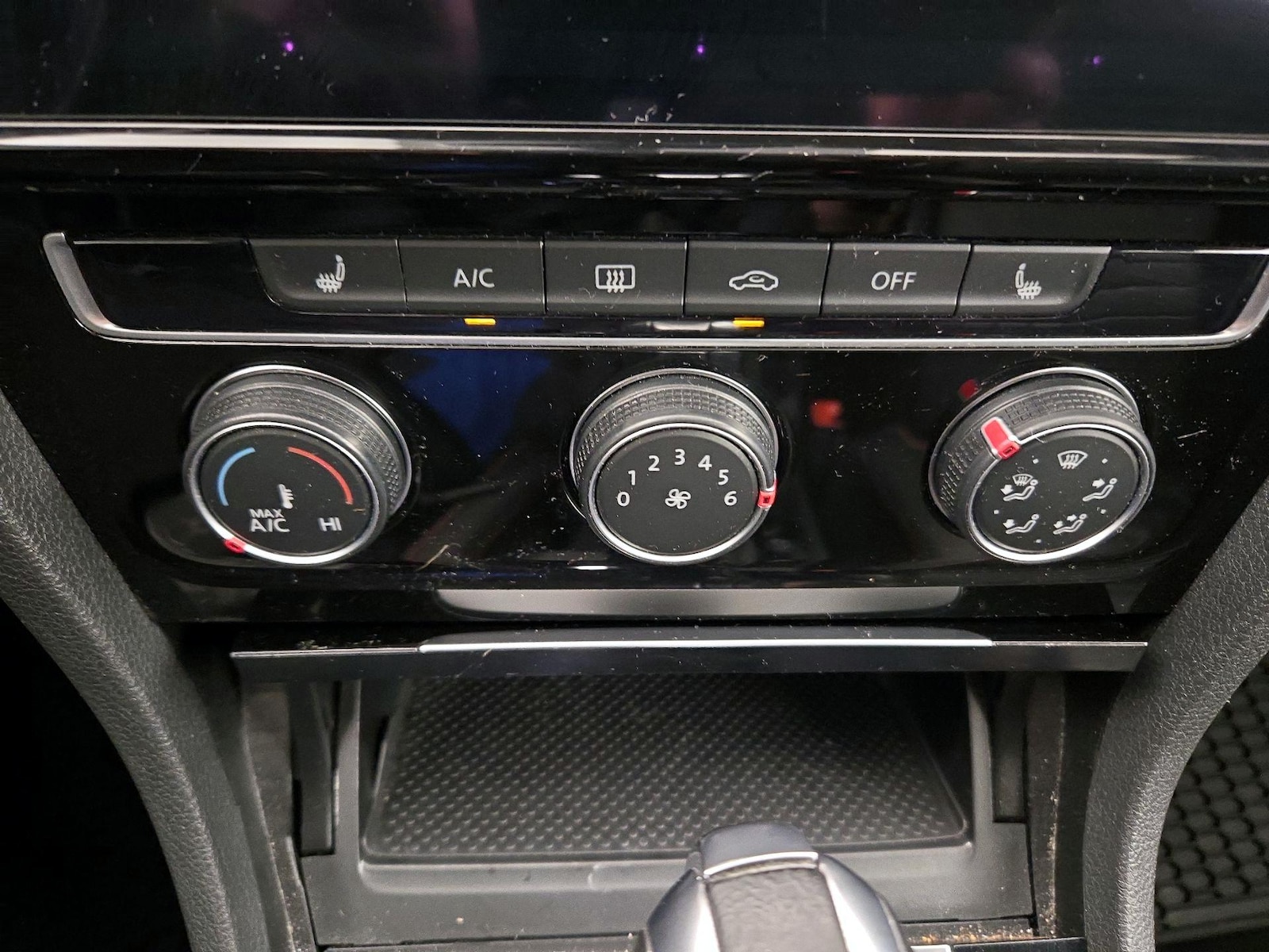 2021 Volkswagen Golf GTI SE - Photo 18