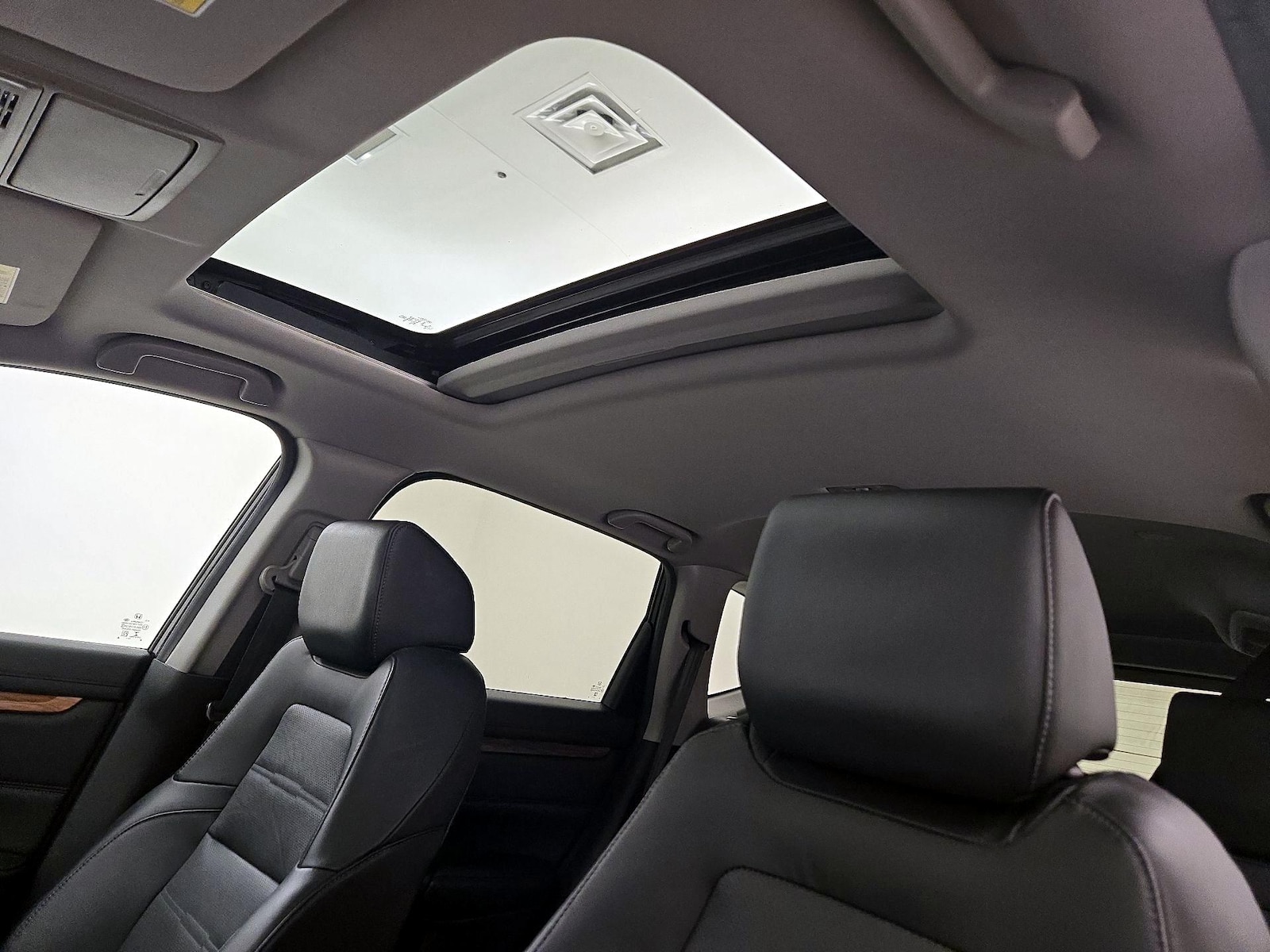 Sunroof(s) & Overhead Airbags