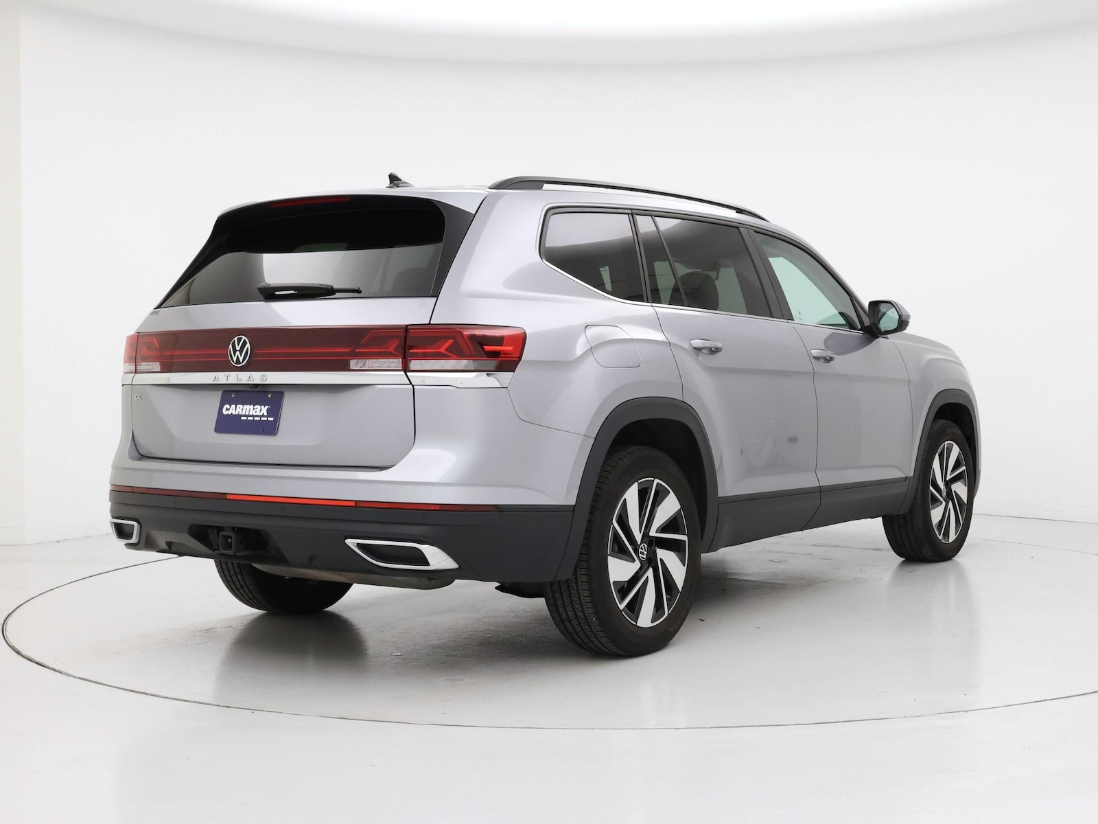 2025 Volkswagen Atlas SE w/Tech - Photo 9