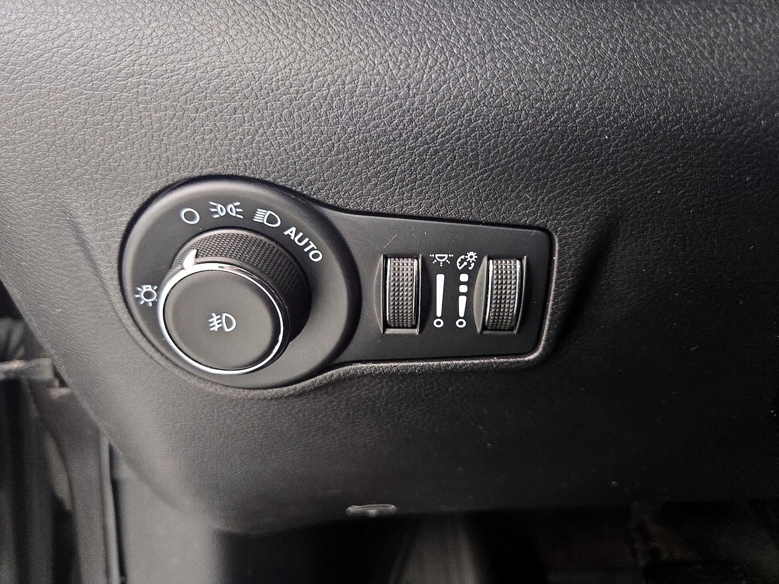 2023 Jeep Compass Limited - Photo 14