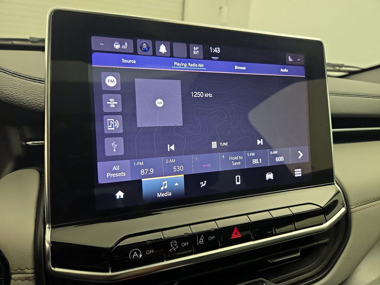 2023 Jeep Compass Limited - Photo 16