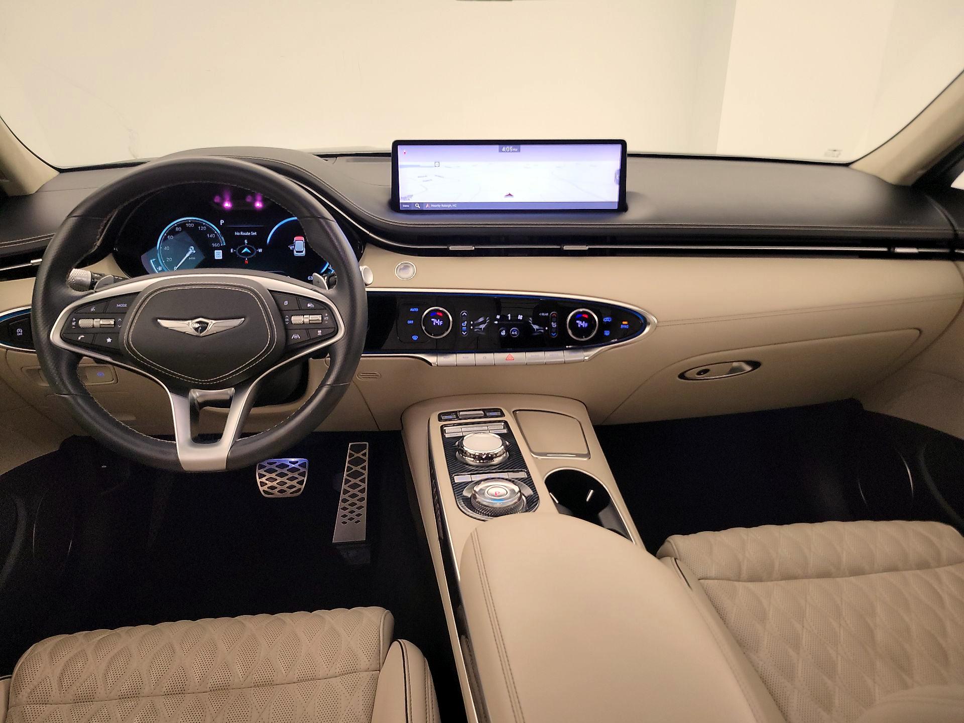 Thumbnail: 2023 Genesis GV70 - 9