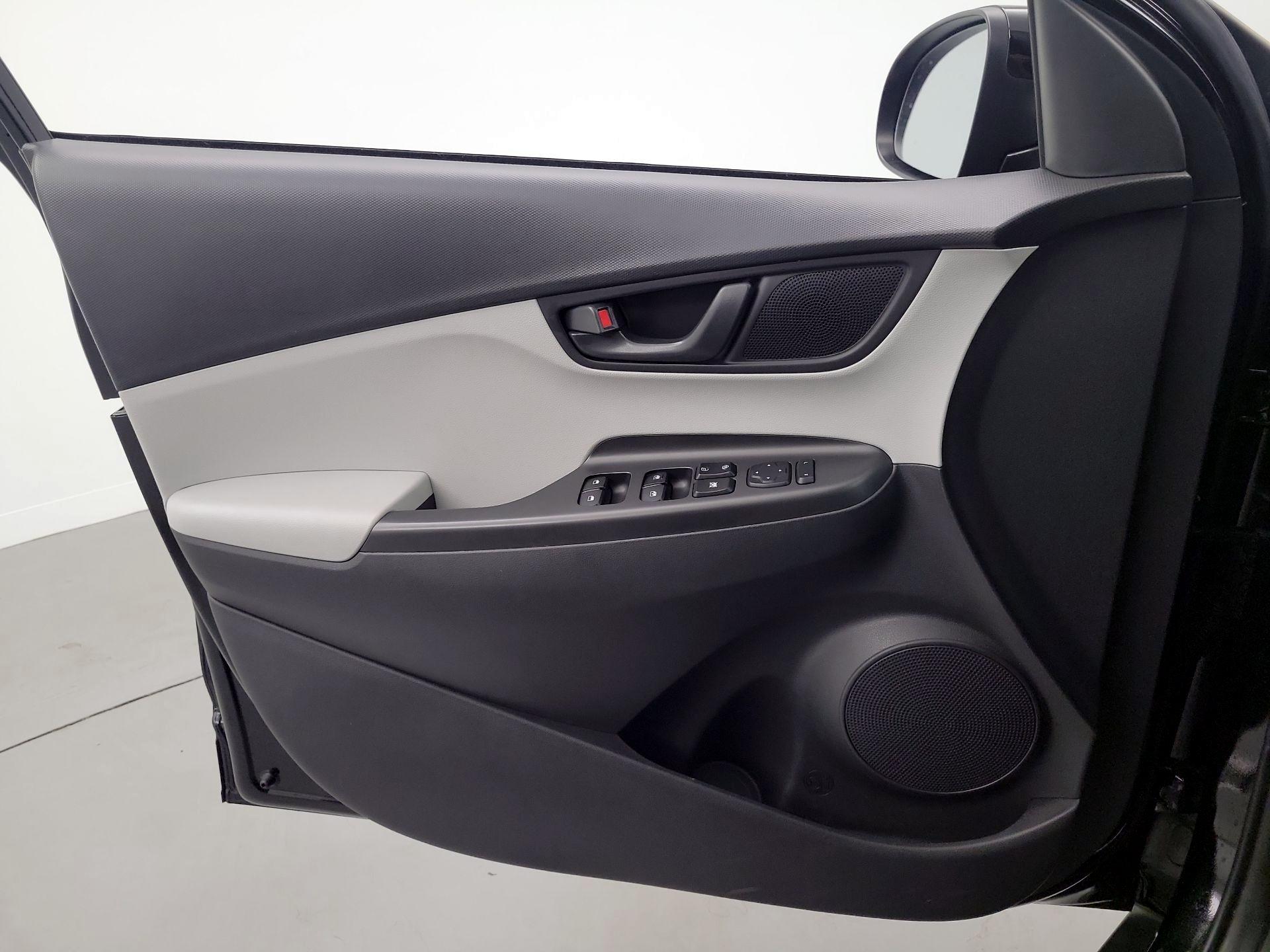 Thumbnail: 2023 Hyundai Kona - 12