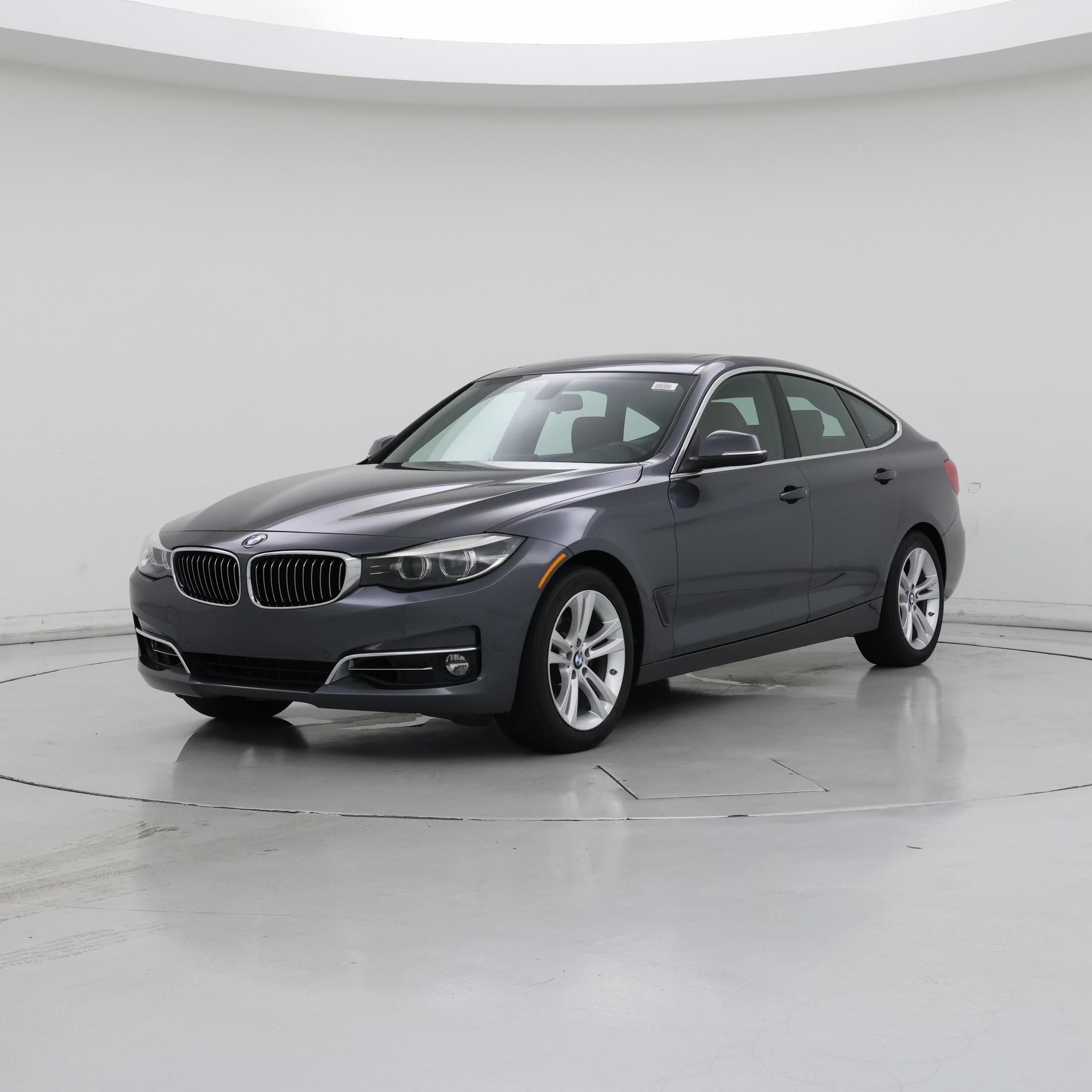 Thumbnail: 2018 BMW 3 Series - 4