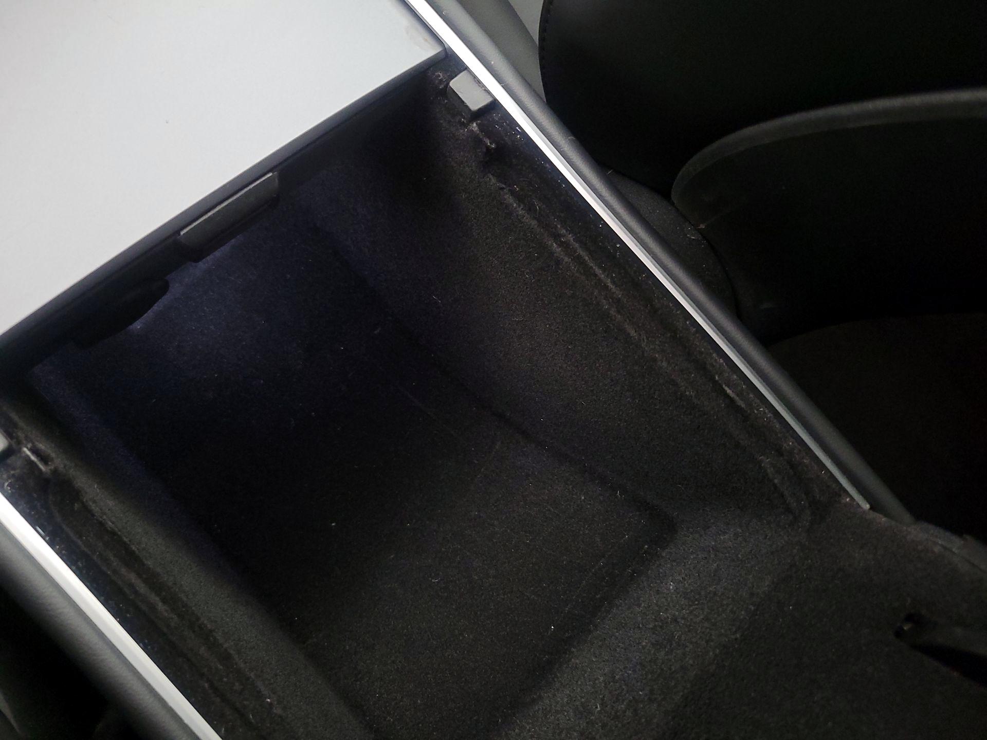 Thumbnail: 2024 Tesla Model Y - 18