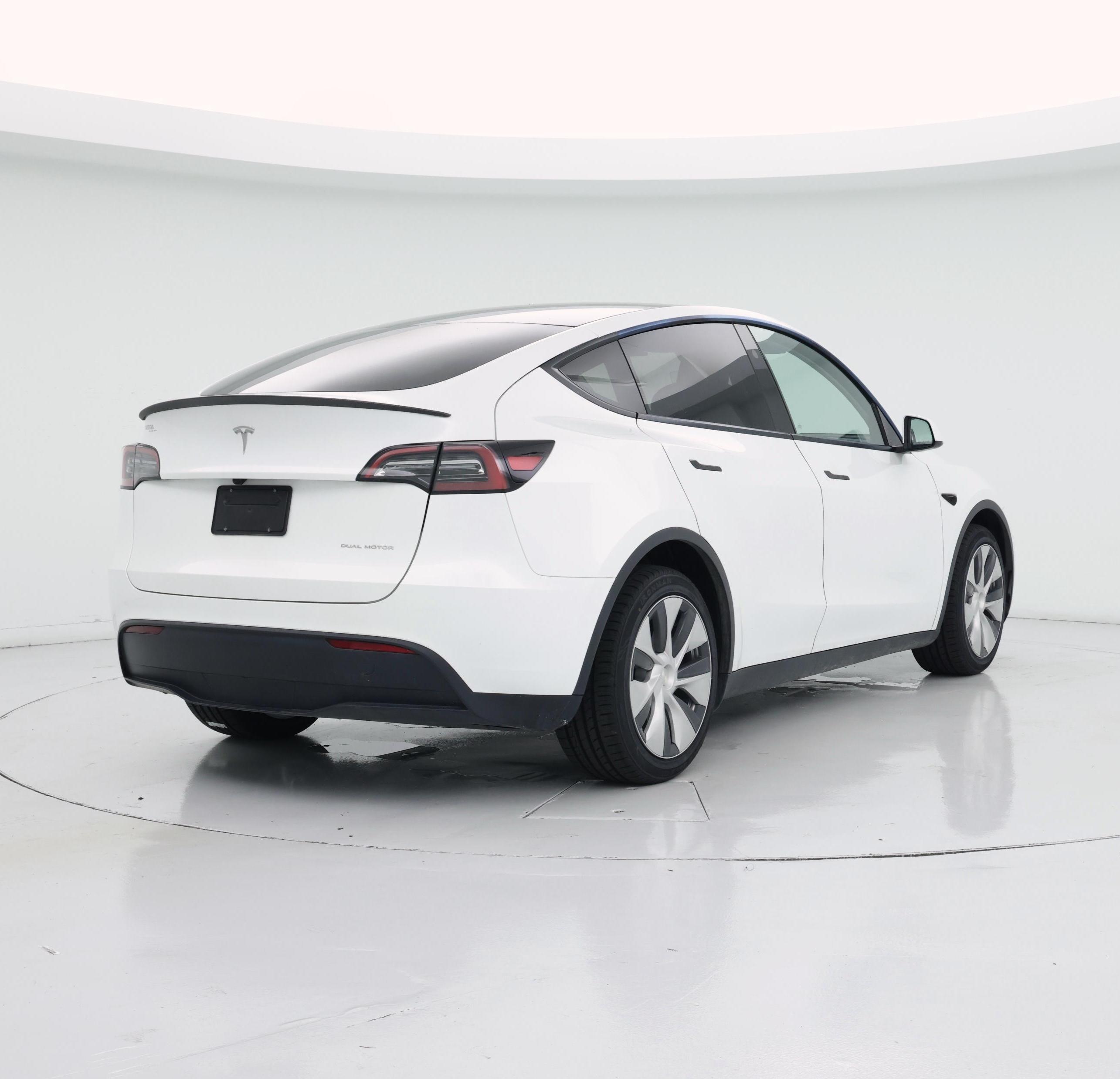 Thumbnail: 2024 Tesla Model Y - 8