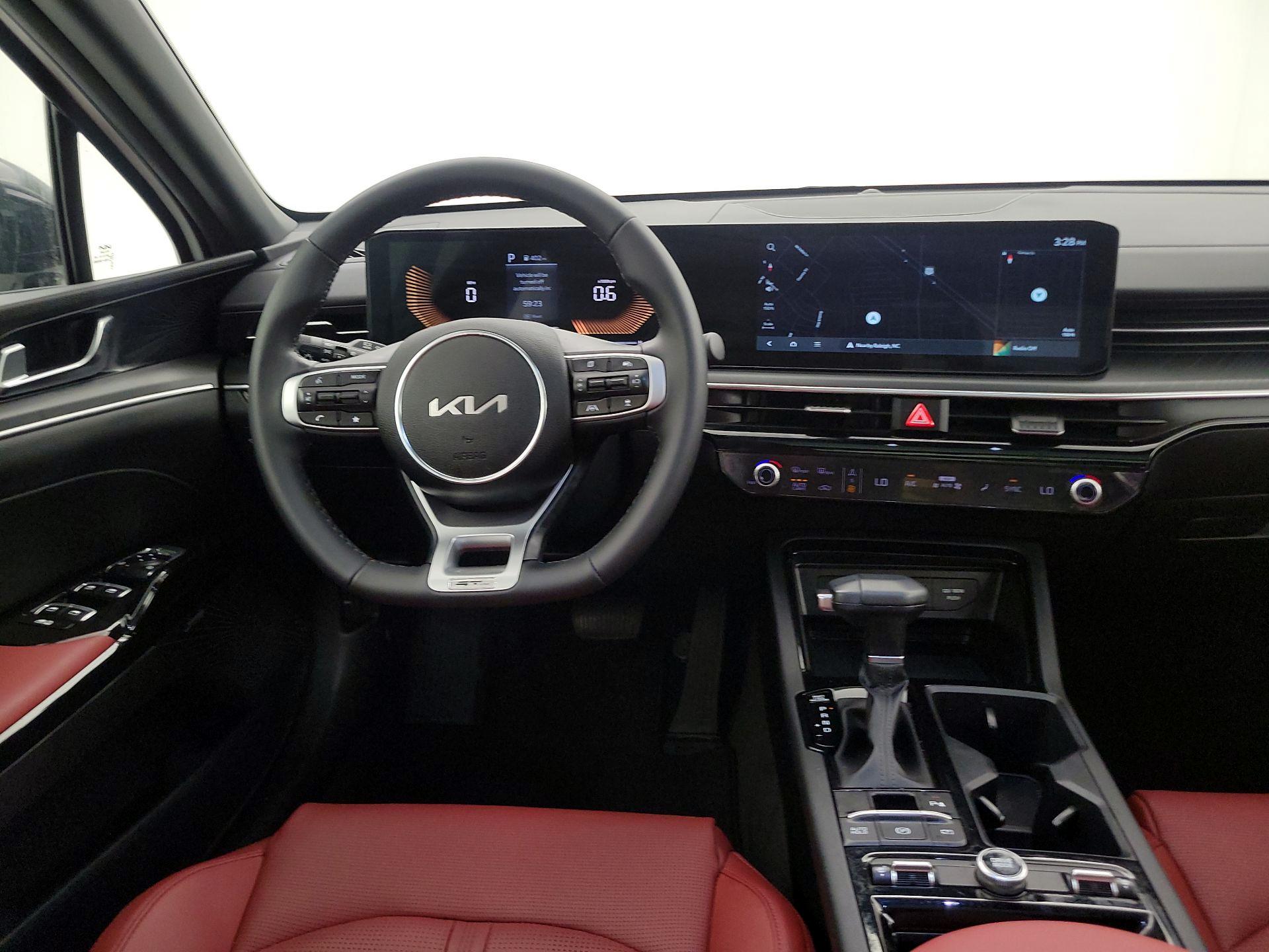 Thumbnail: 2025 Kia K5 - 10