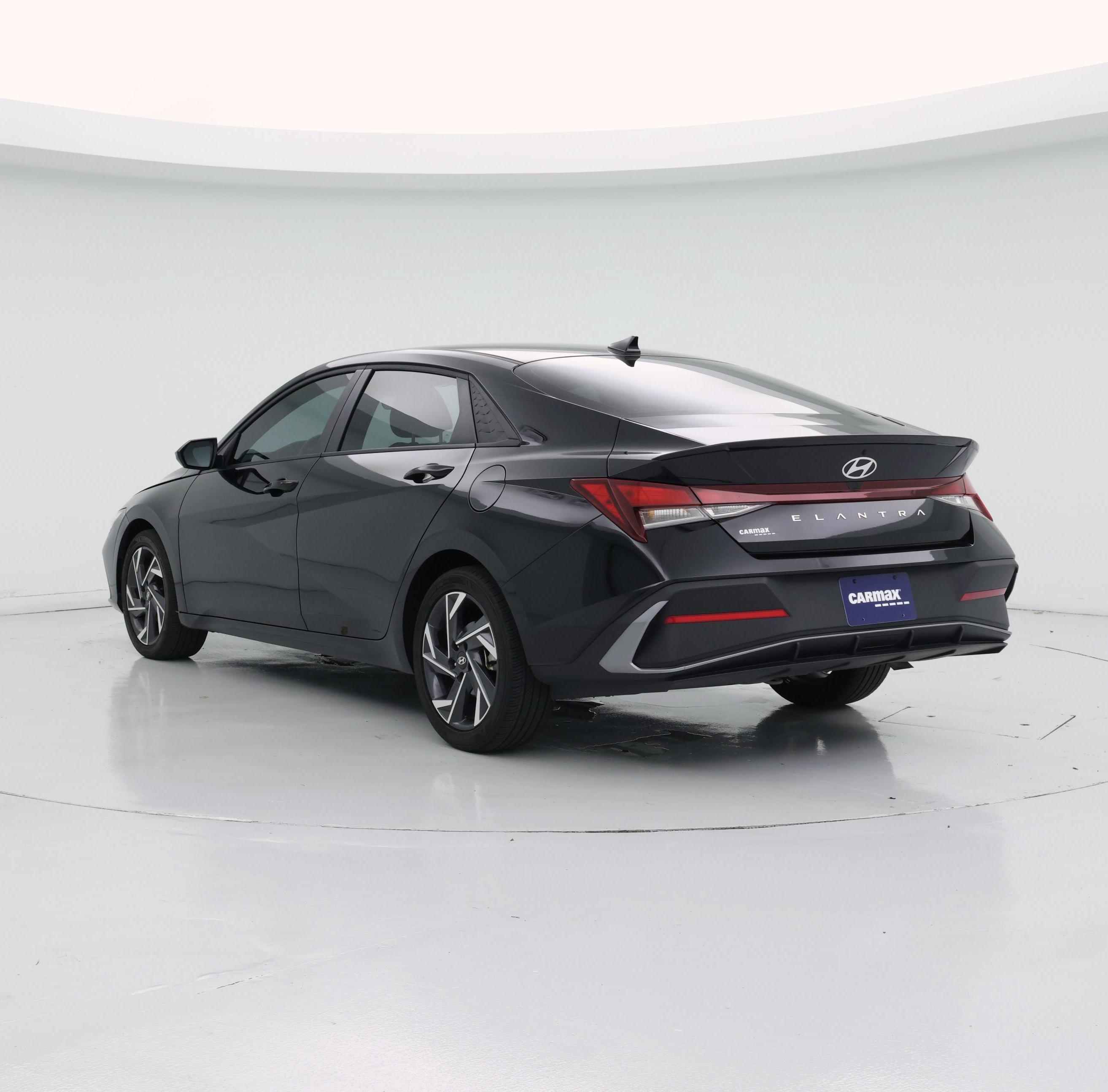 Thumbnail: 2025 Hyundai Elantra - 2