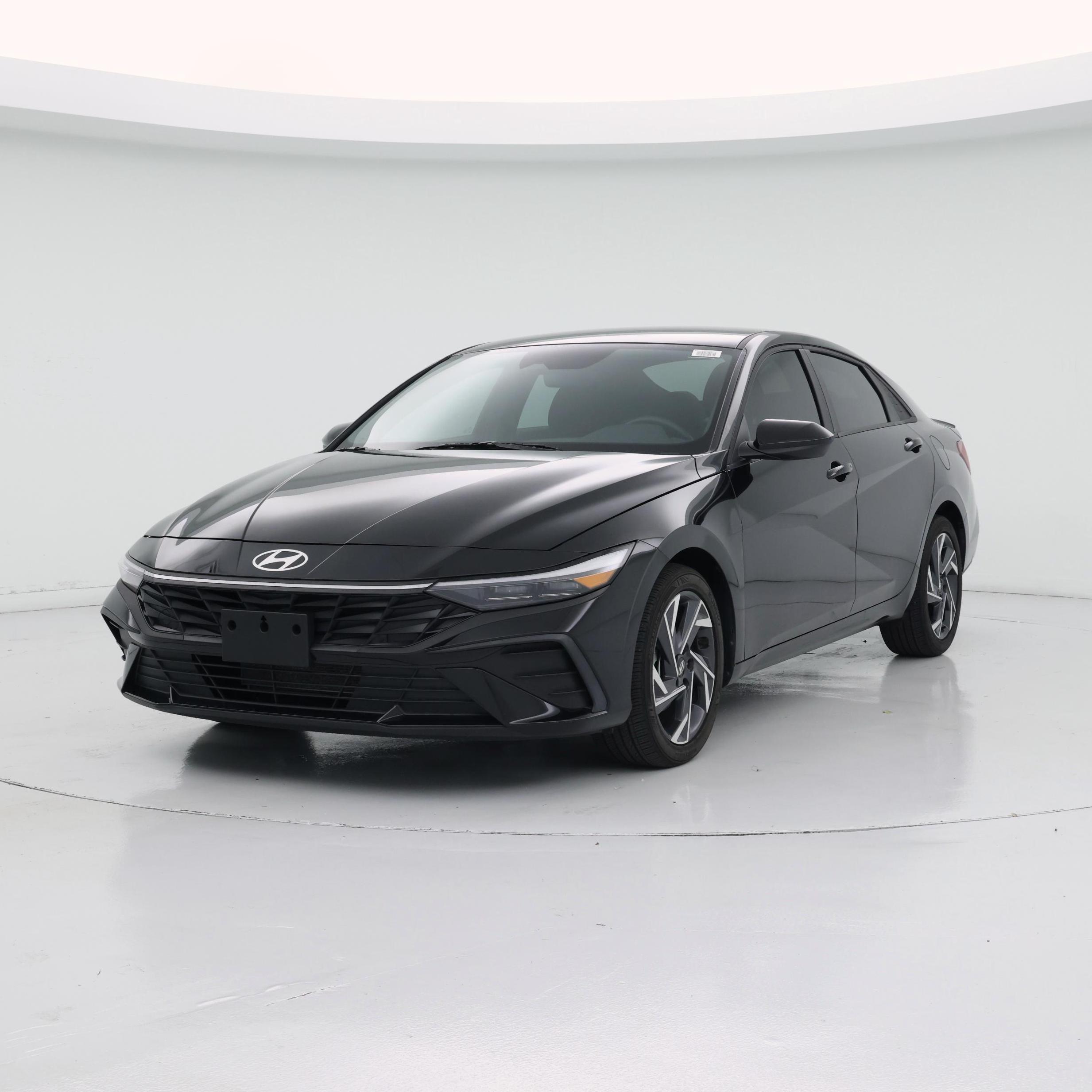 Thumbnail: 2025 Hyundai Elantra - 4