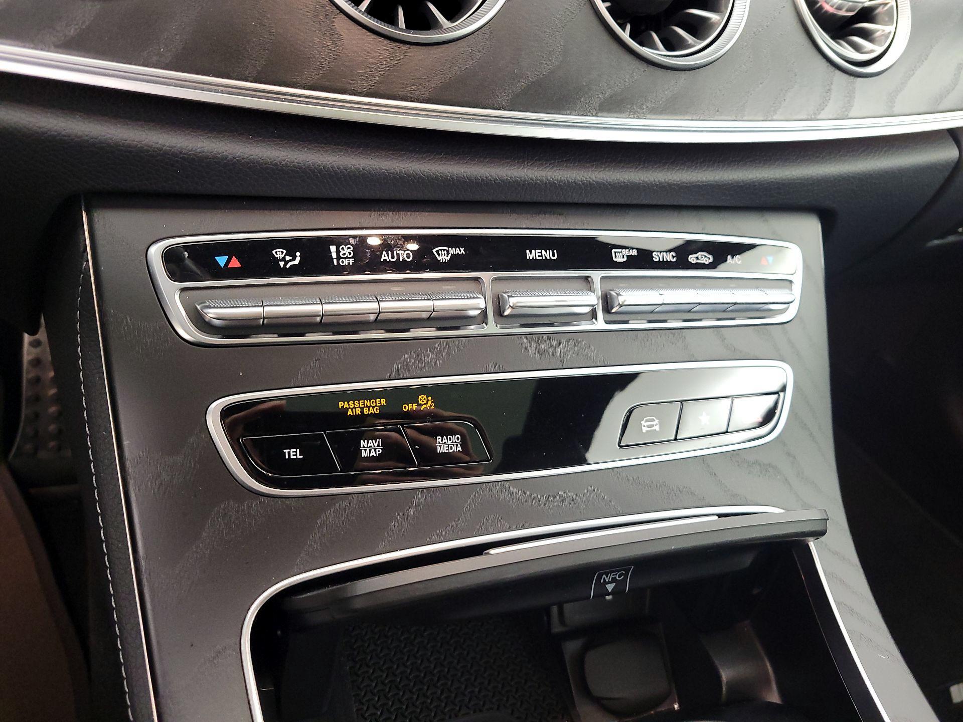 Thumbnail: 2022 Mercedes-Benz E-Class - 17