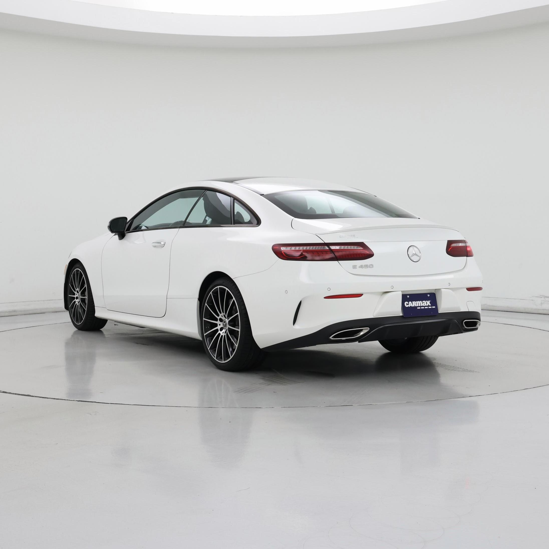 Thumbnail: 2022 Mercedes-Benz E-Class - 2