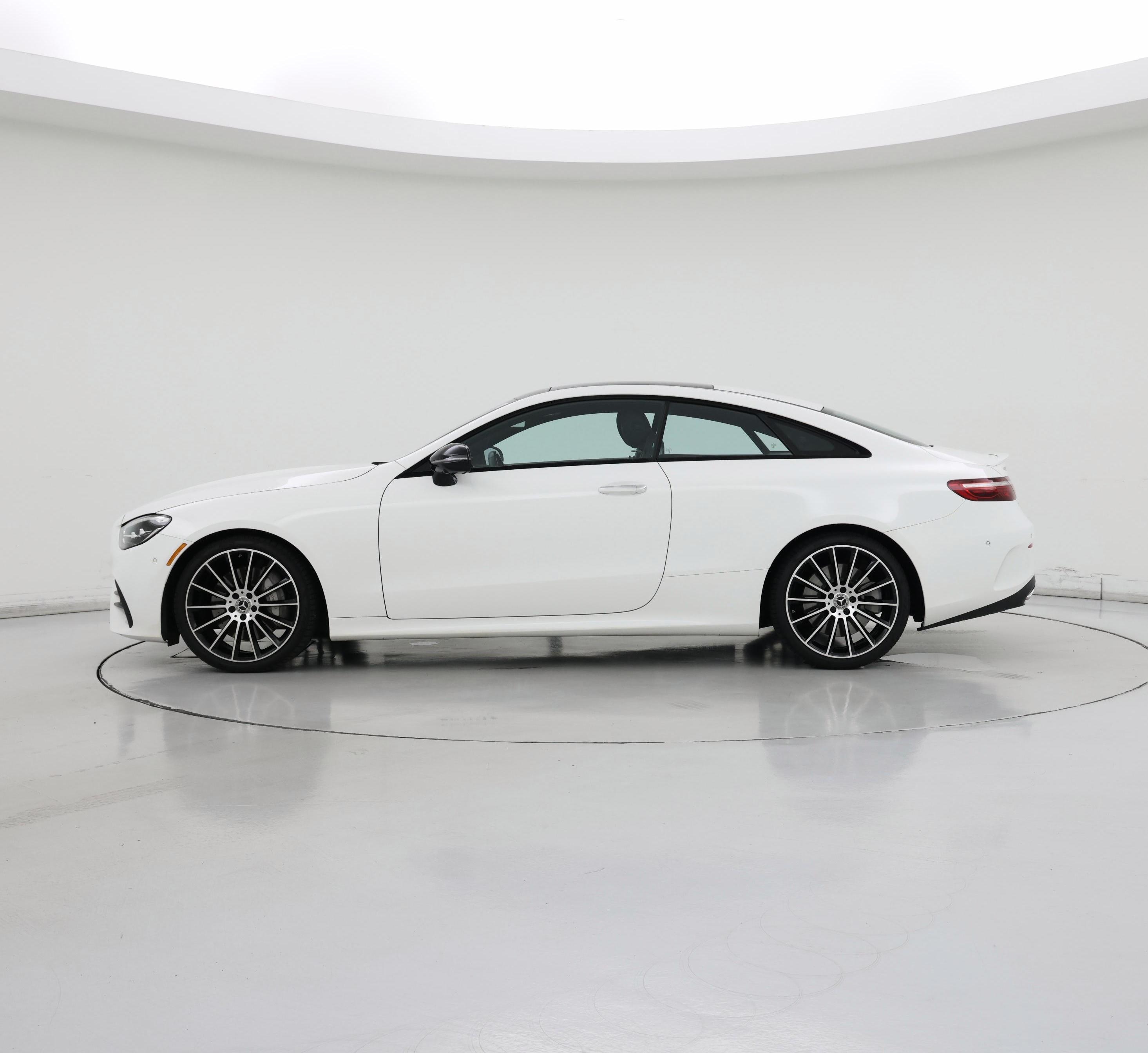 Thumbnail: 2022 Mercedes-Benz E-Class - 3