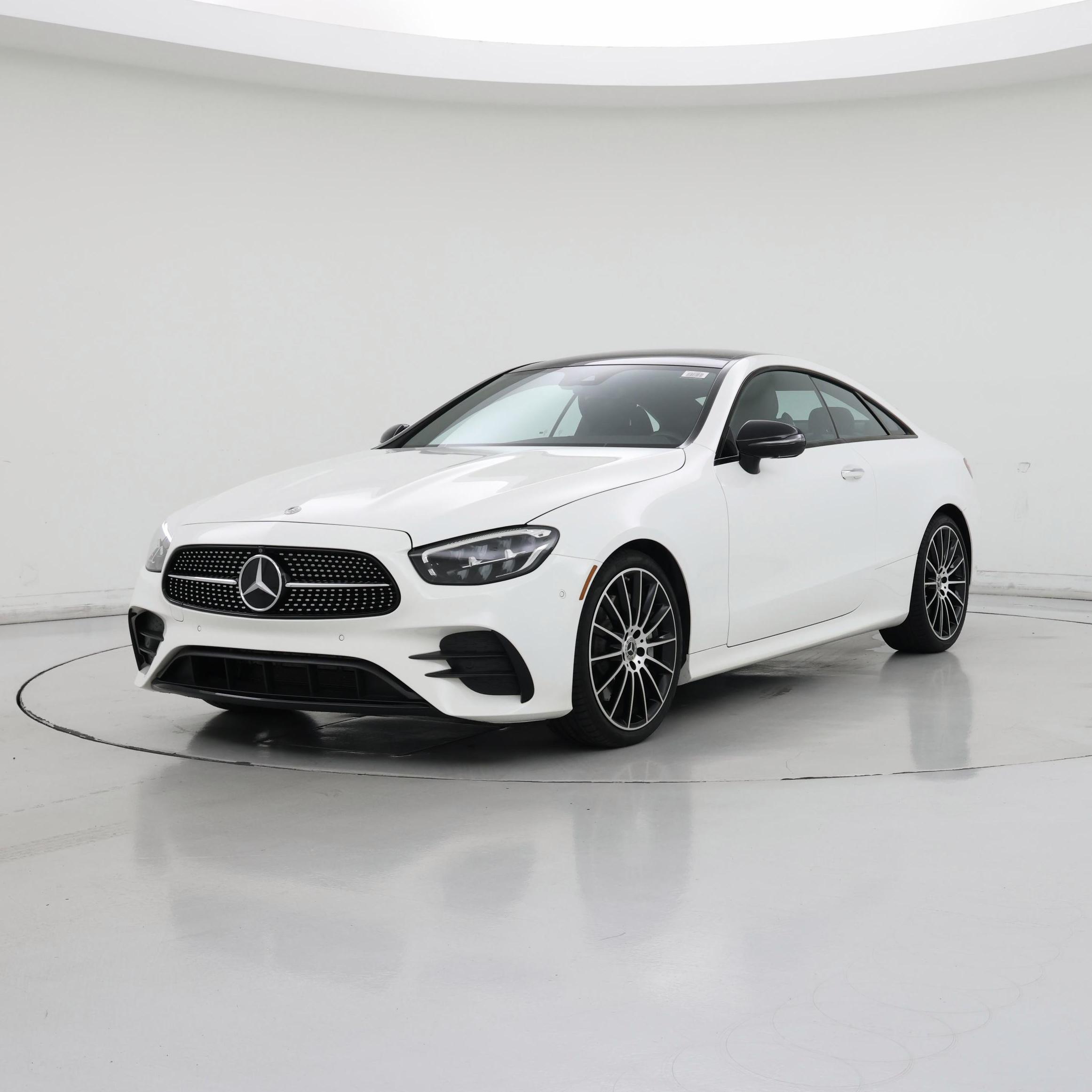 Thumbnail: 2022 Mercedes-Benz E-Class - 4