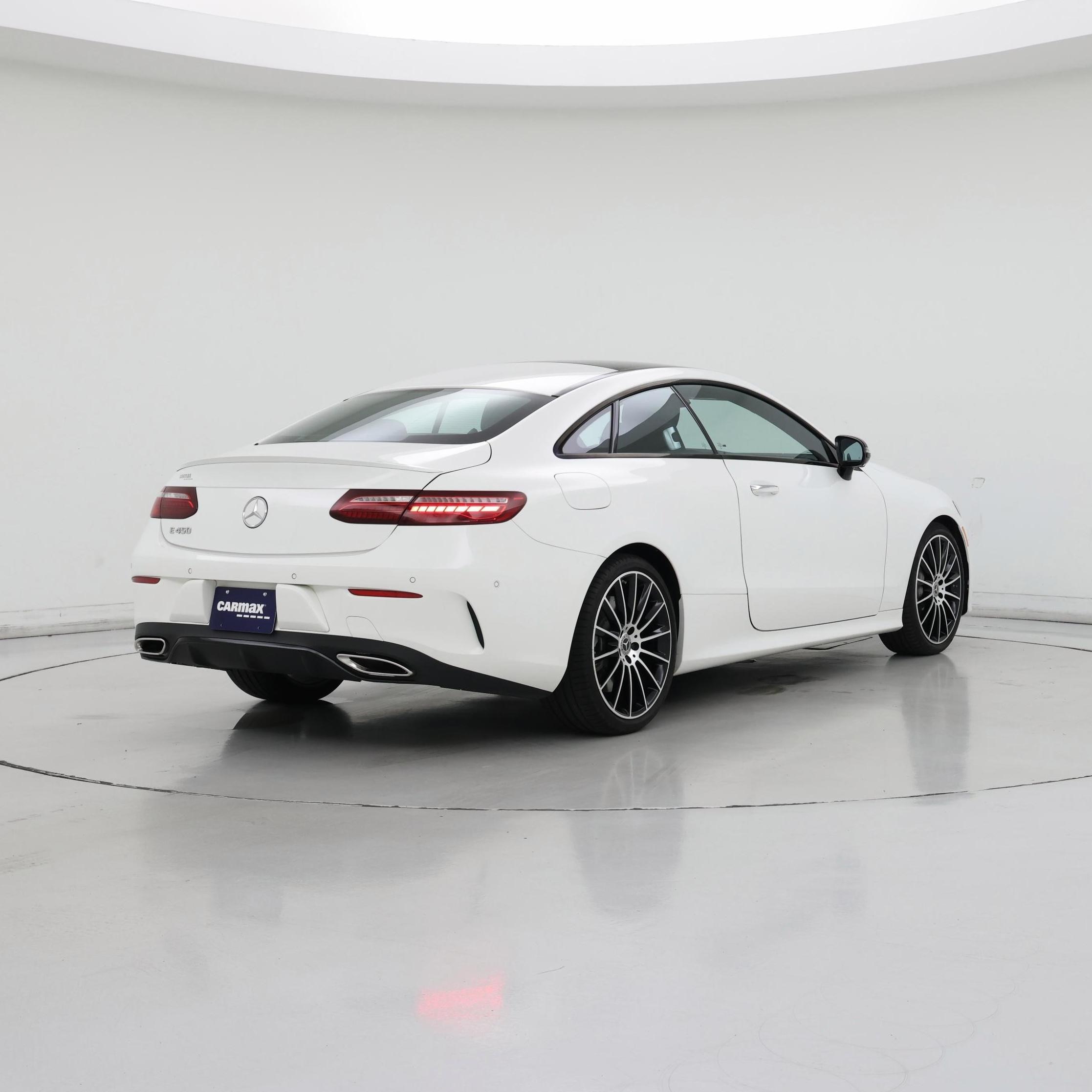 Thumbnail: 2022 Mercedes-Benz E-Class - 8