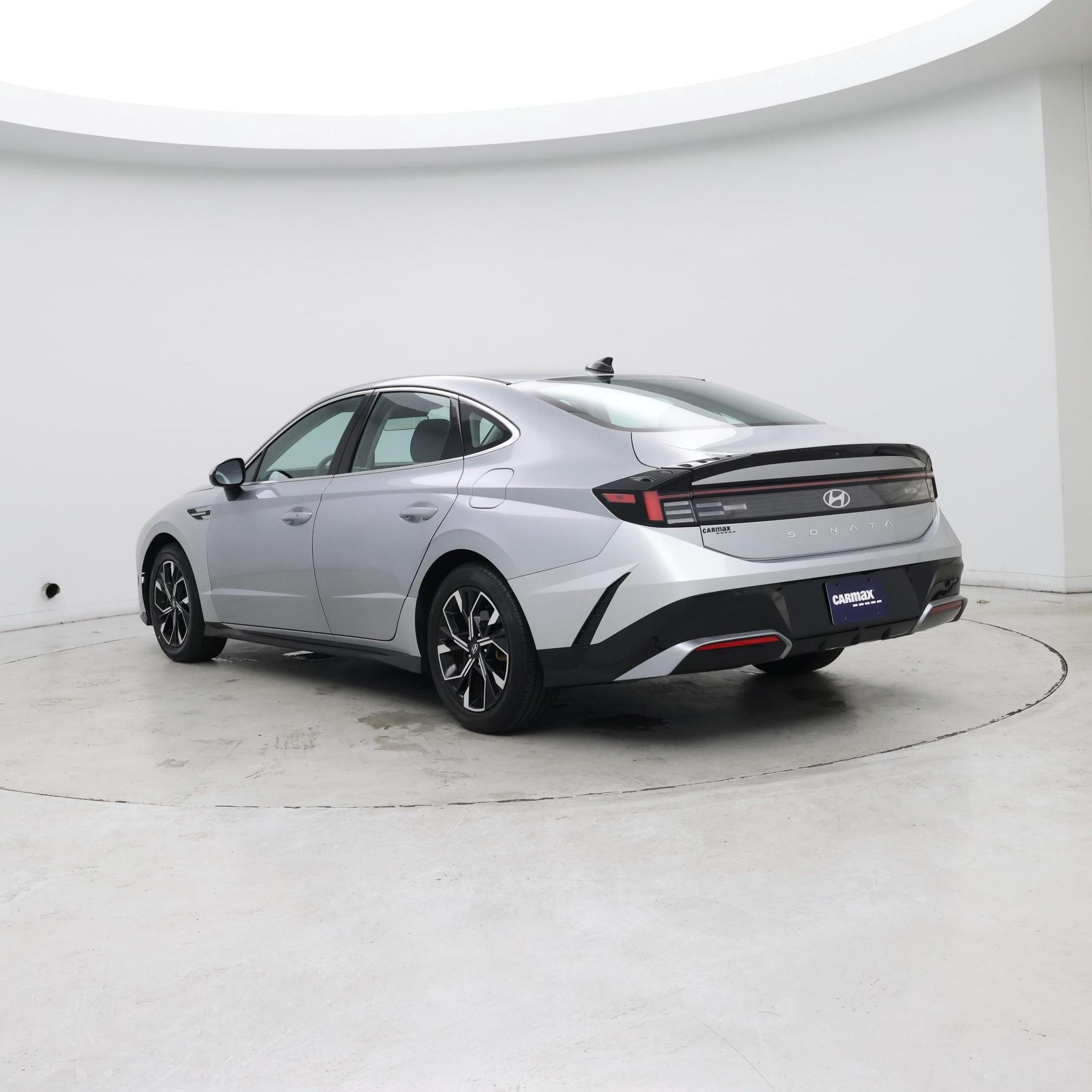 Thumbnail: 2024 Hyundai Sonata - 2