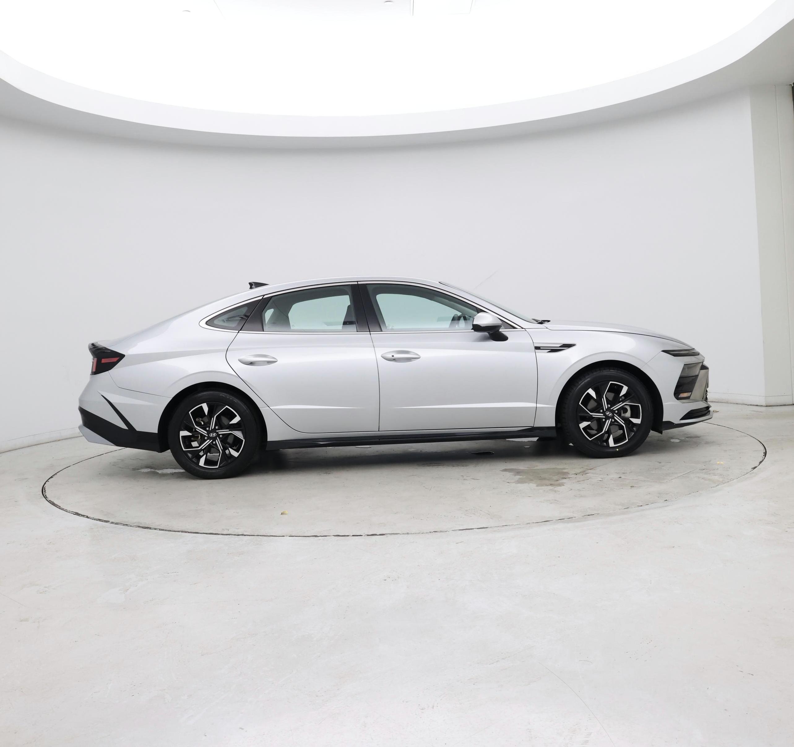 Thumbnail: 2024 Hyundai Sonata - 7