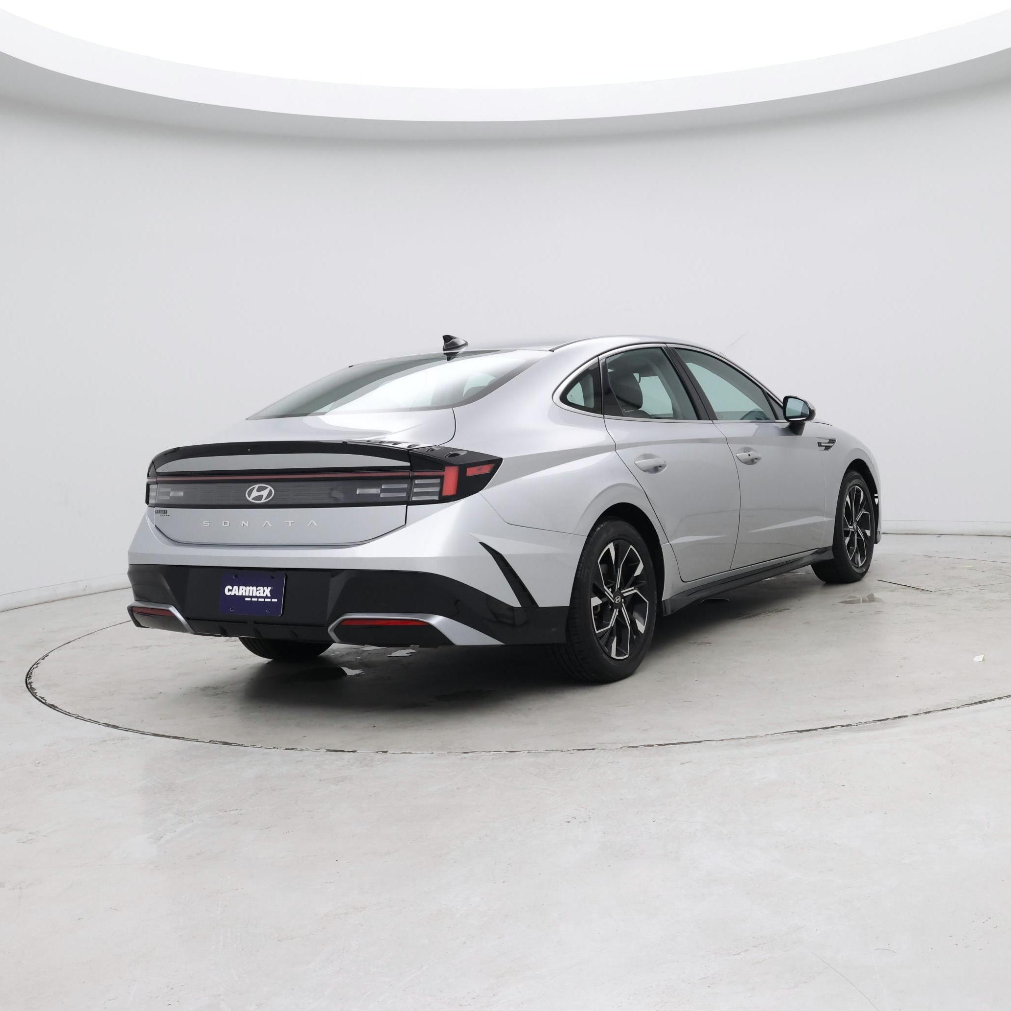 Thumbnail: 2024 Hyundai Sonata - 8