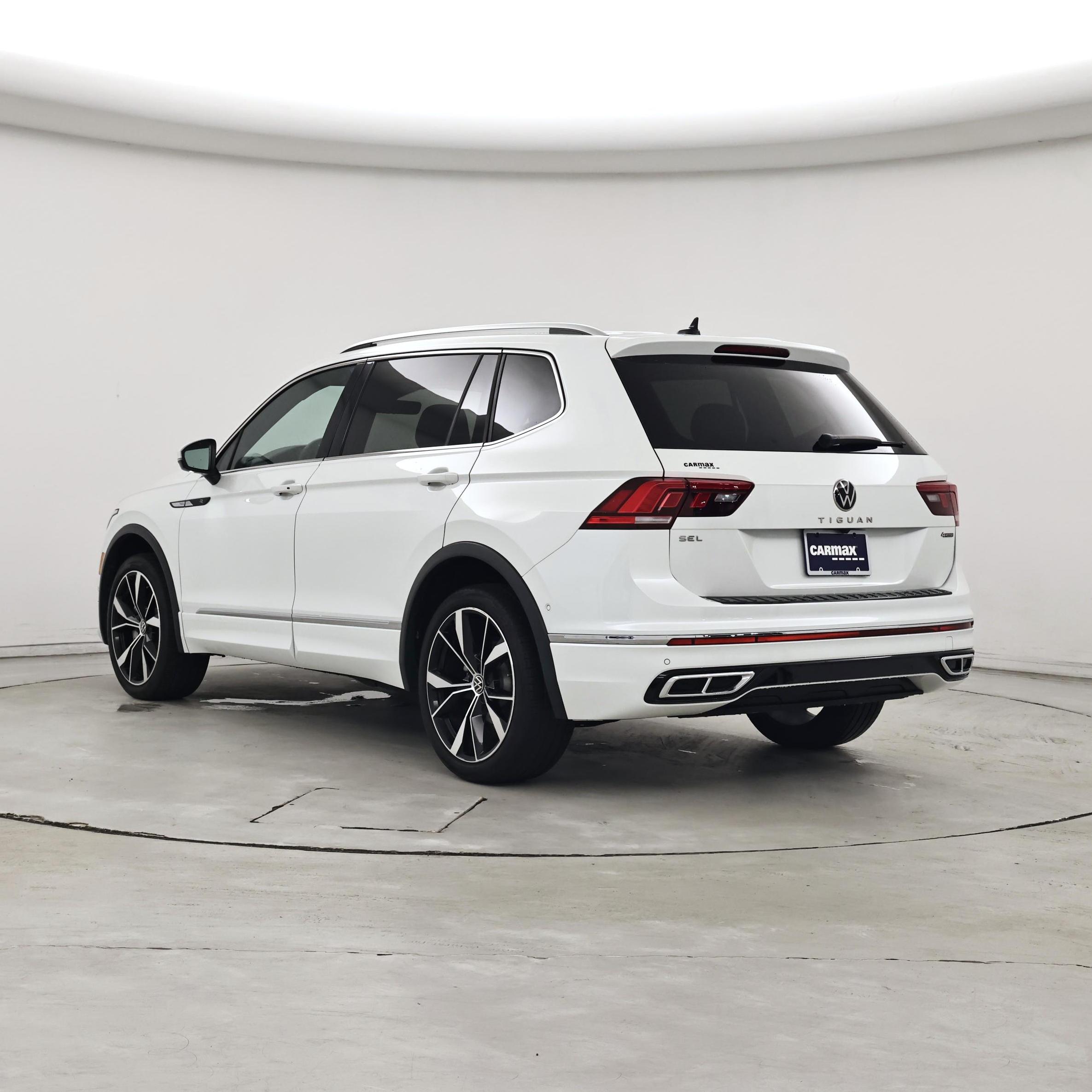 Thumbnail: 2024 Volkswagen Tiguan - 2