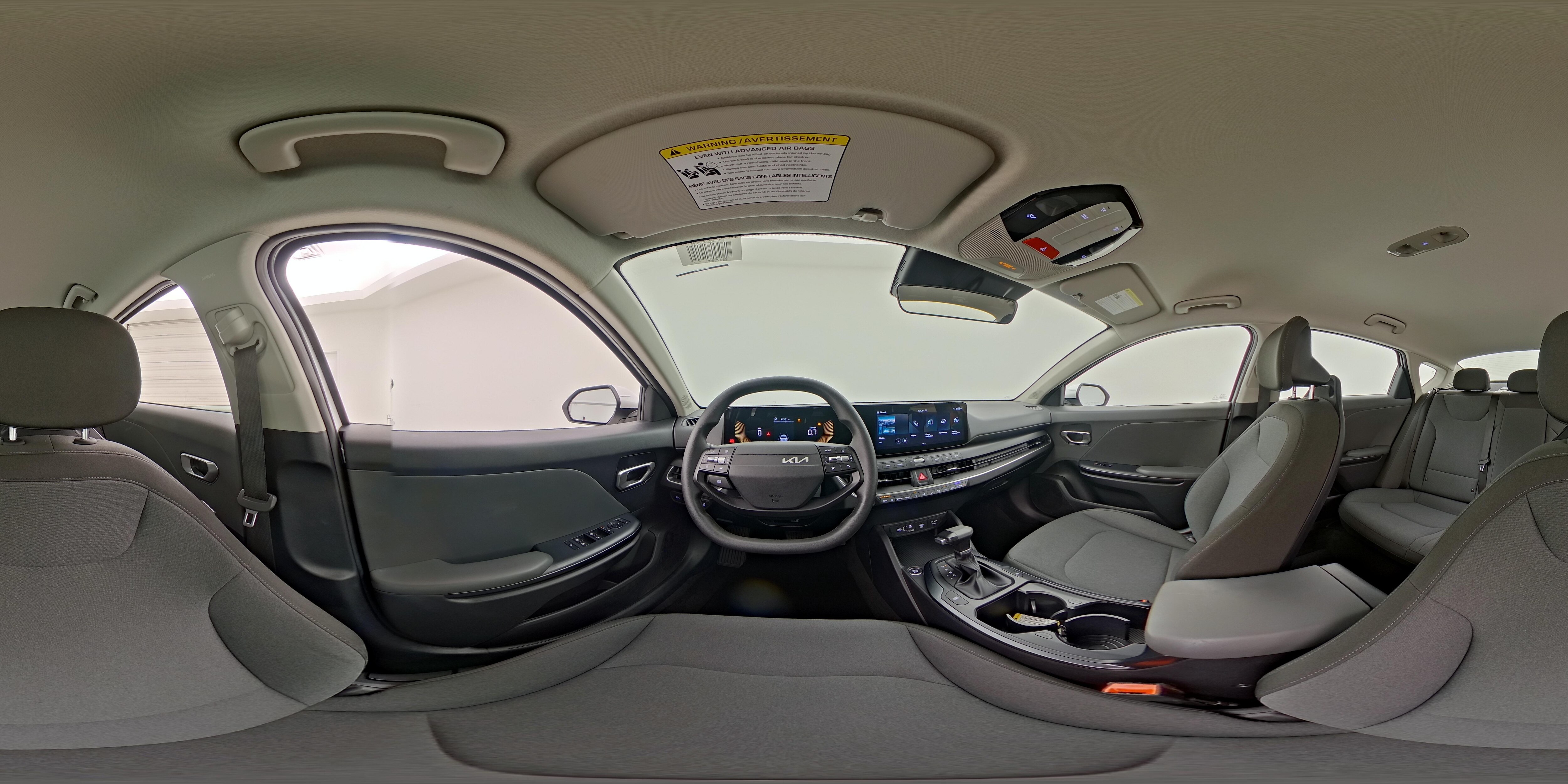 2025 Kia K4 LXS - Photo 26