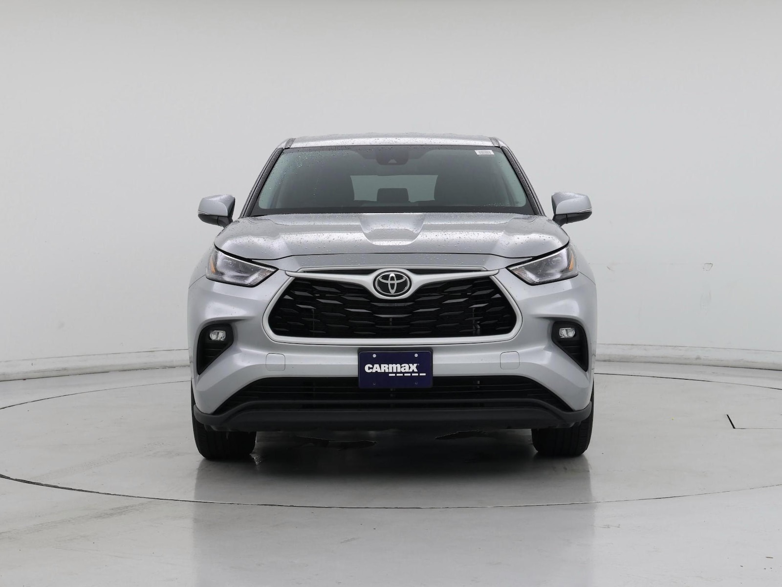 2025 Toyota Highlander LE - Photo 6