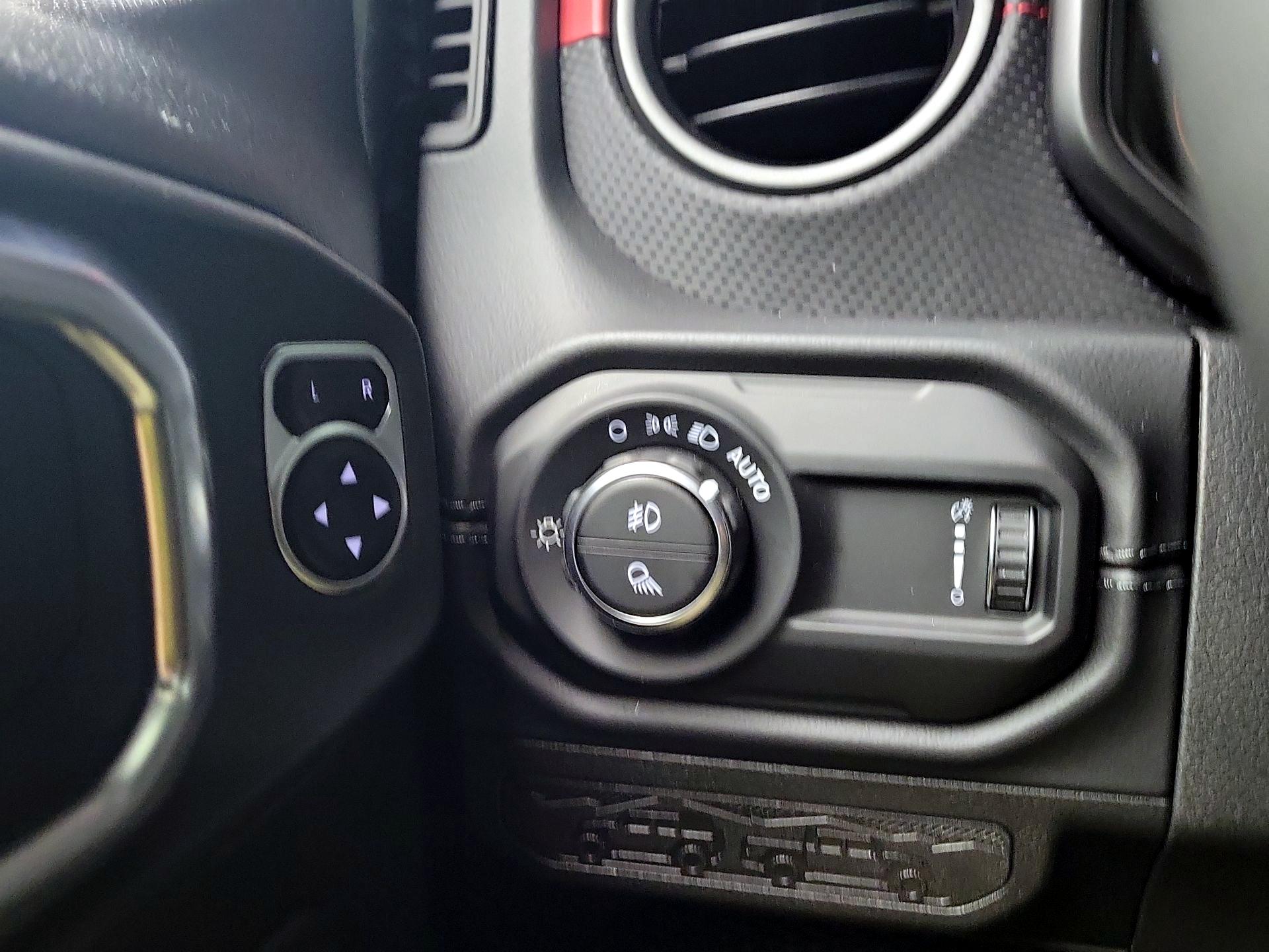 Thumbnail: 2026 Jeep Gladiator - 13