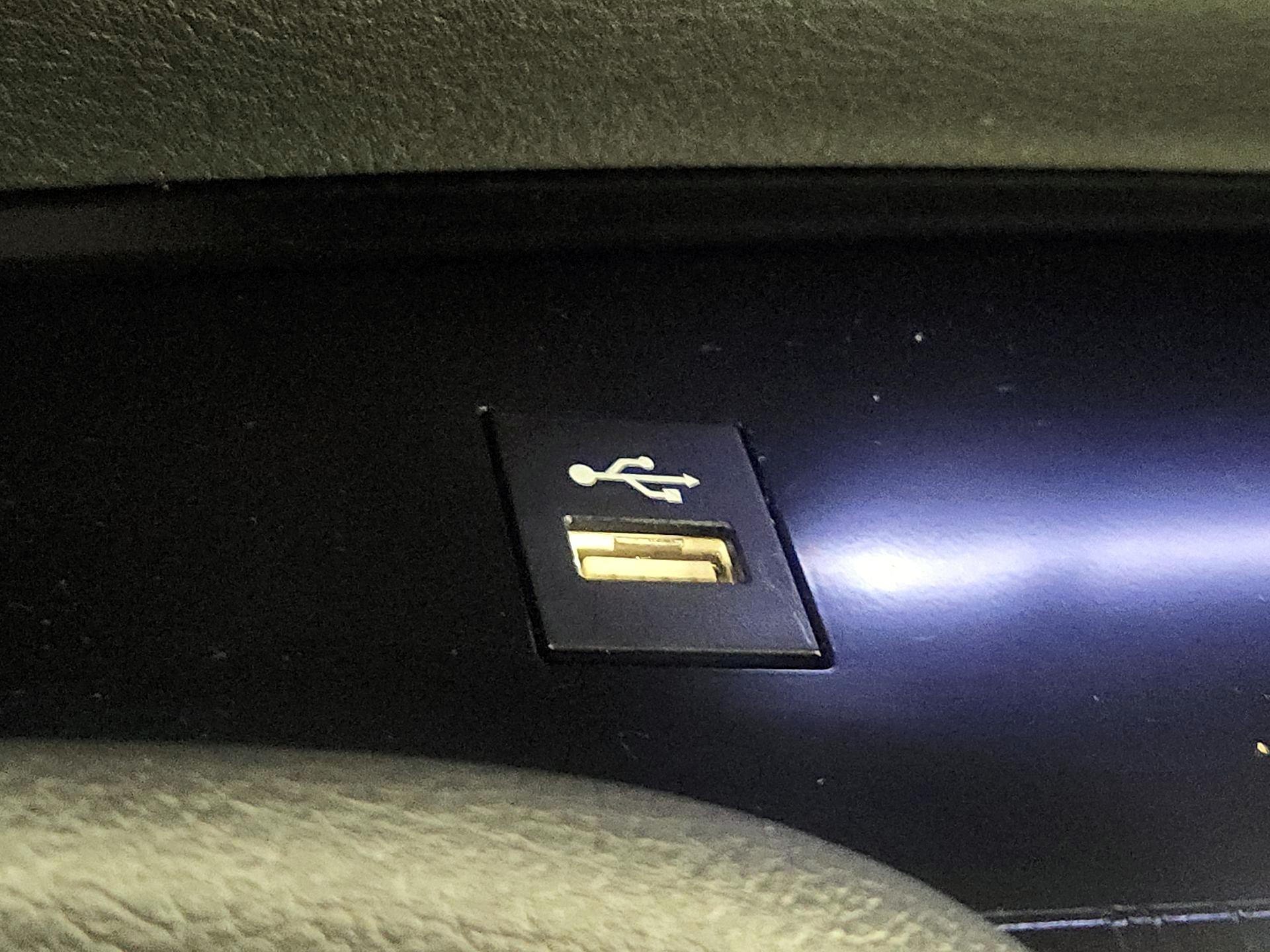 Thumbnail: 2026 Toyota Sienna - 18