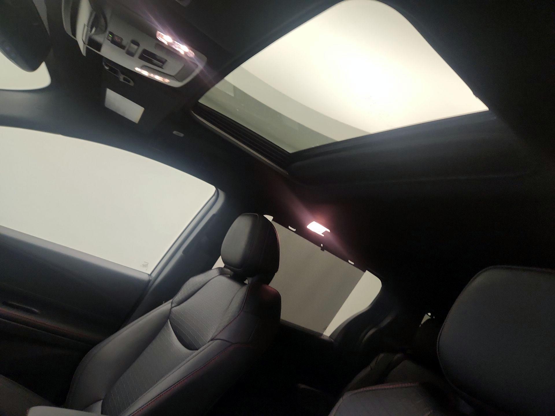 Thumbnail: 2026 Toyota Sienna - 19