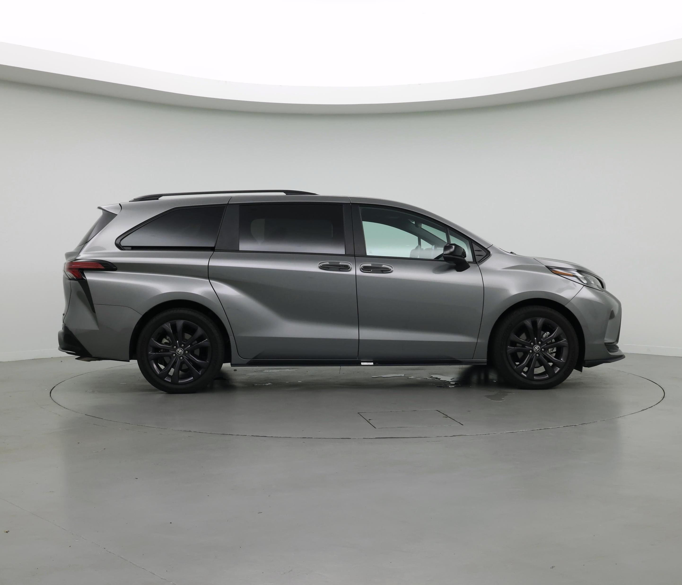 Thumbnail: 2026 Toyota Sienna - 7
