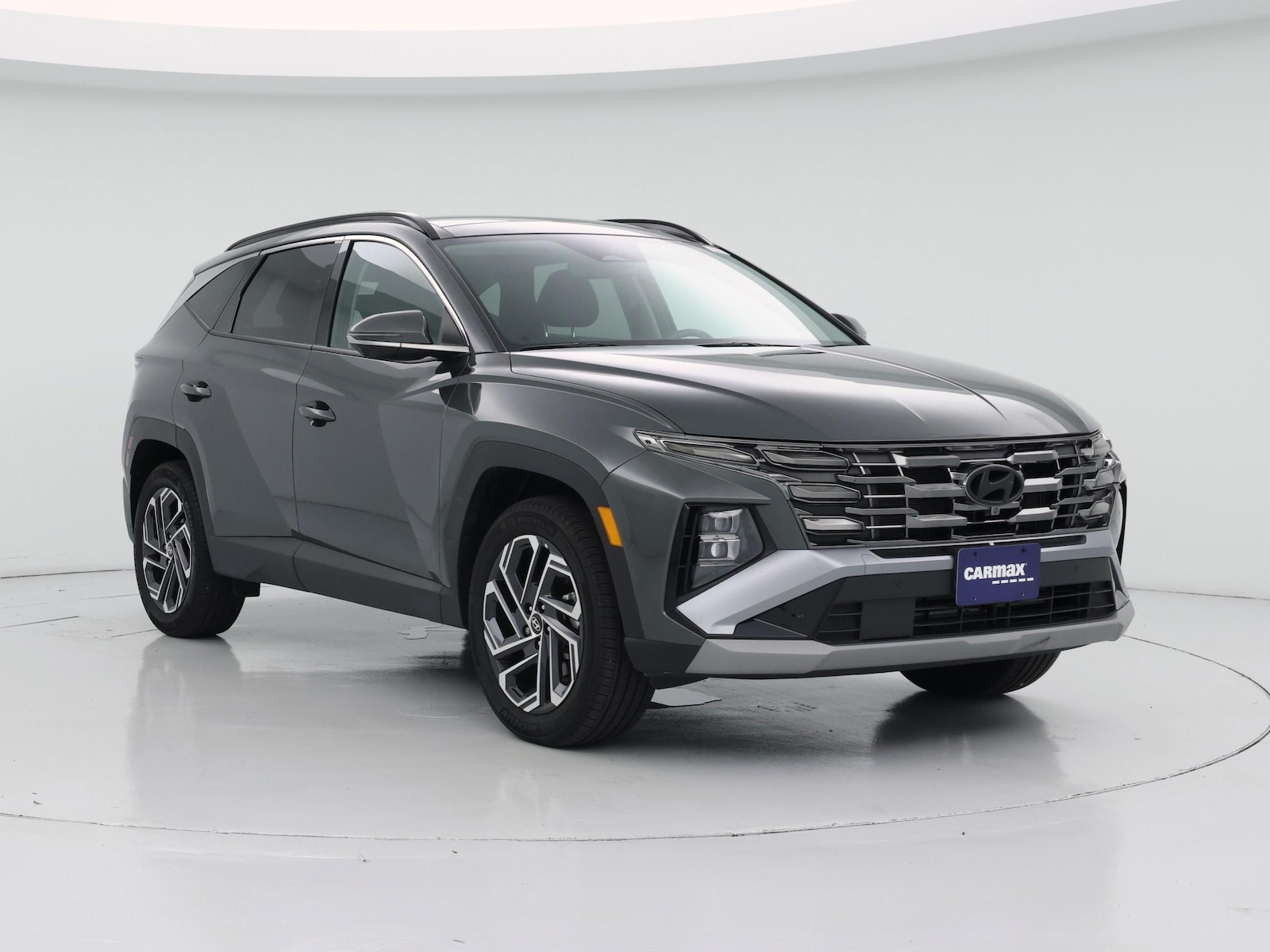 2025 Hyundai Tucson Limited - Photo 2