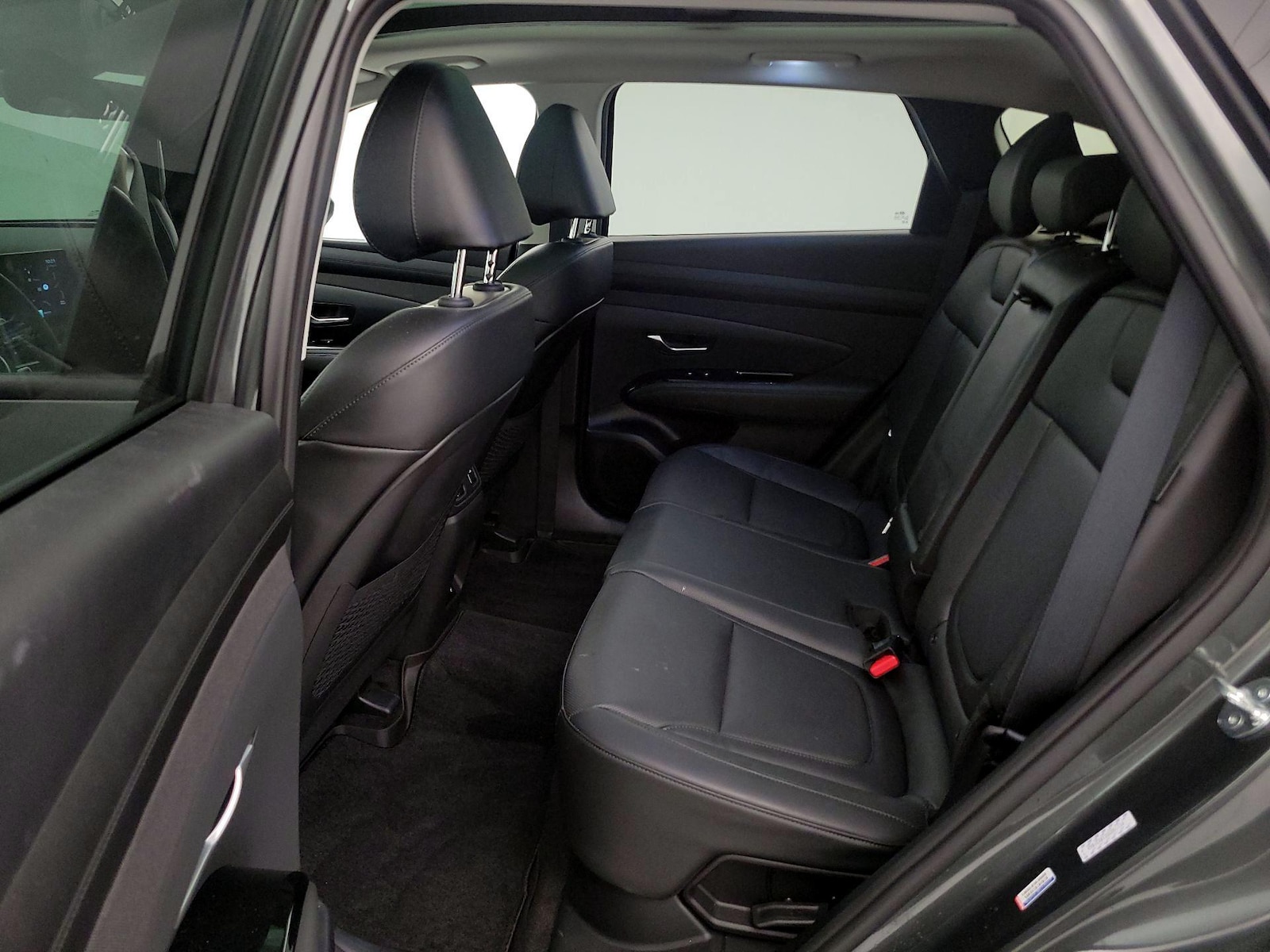2025 Hyundai Tucson Limited - Photo 22