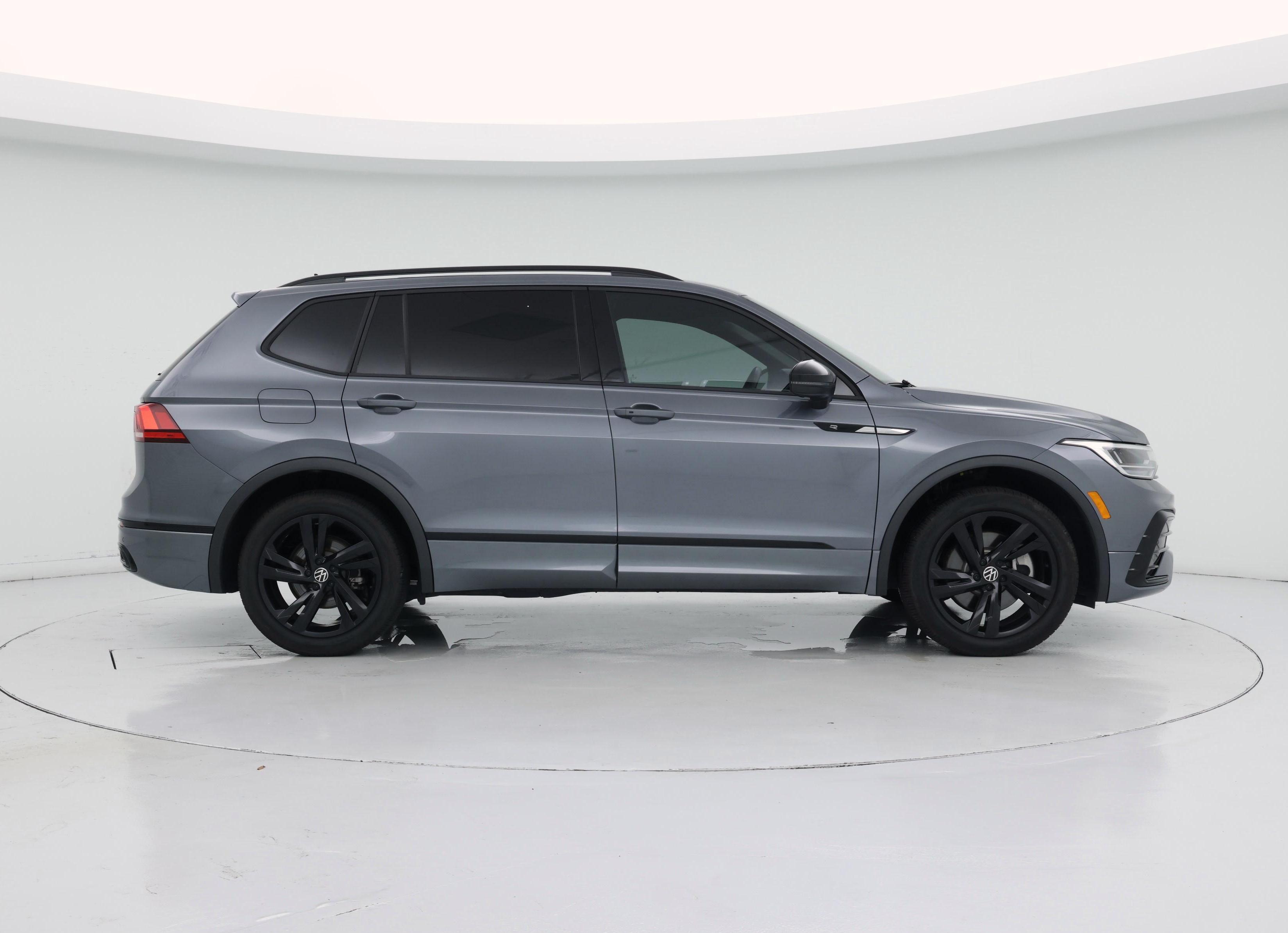 Thumbnail: 2024 Volkswagen Tiguan - 7