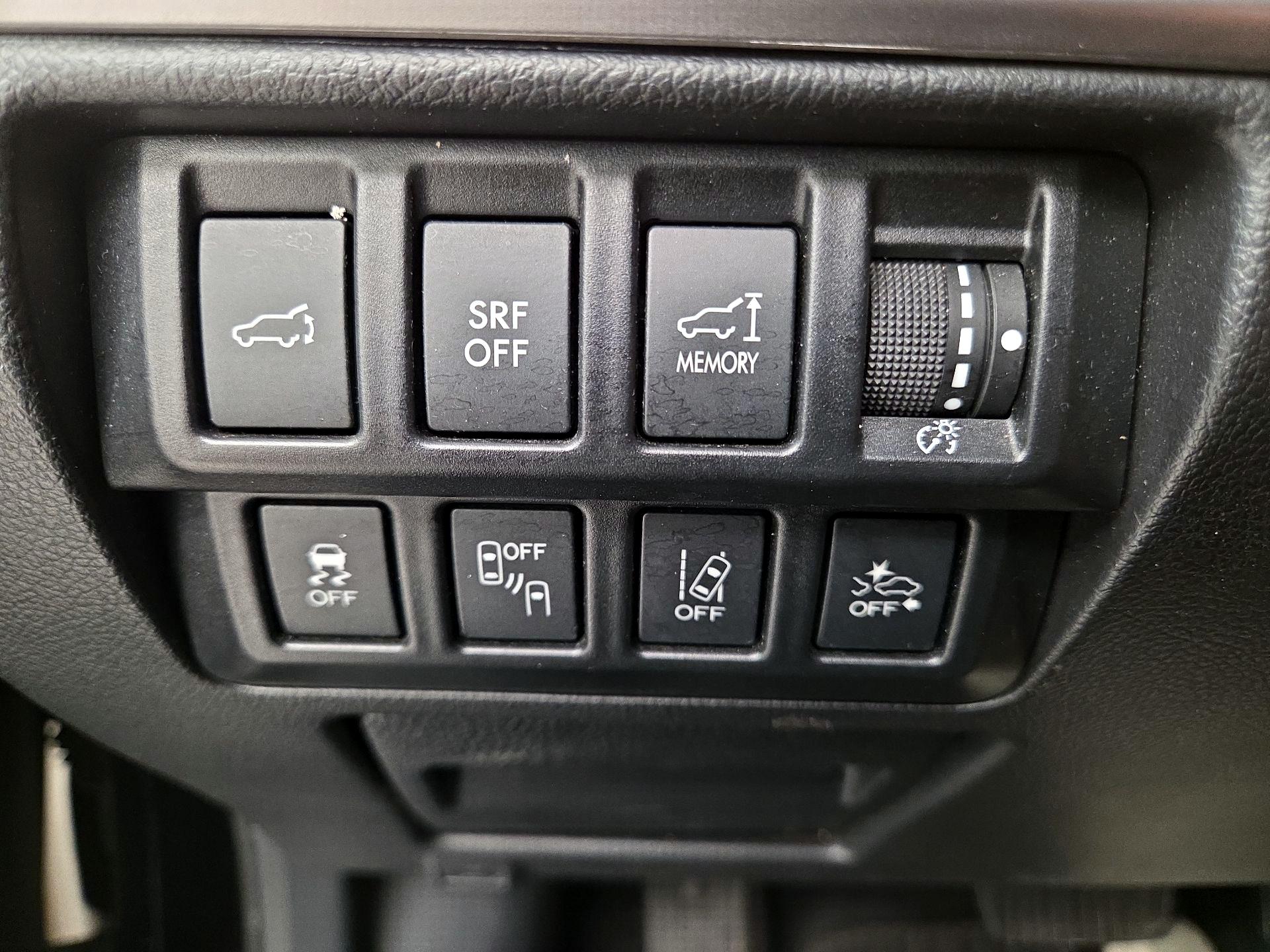 Thumbnail: 2016 Subaru Outback - 13
