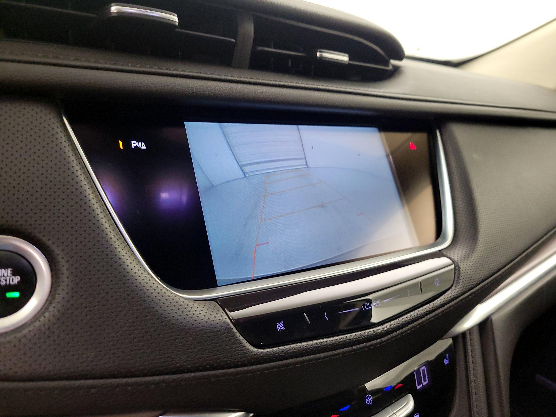Thumbnail: 2018 Cadillac XT5 - 14