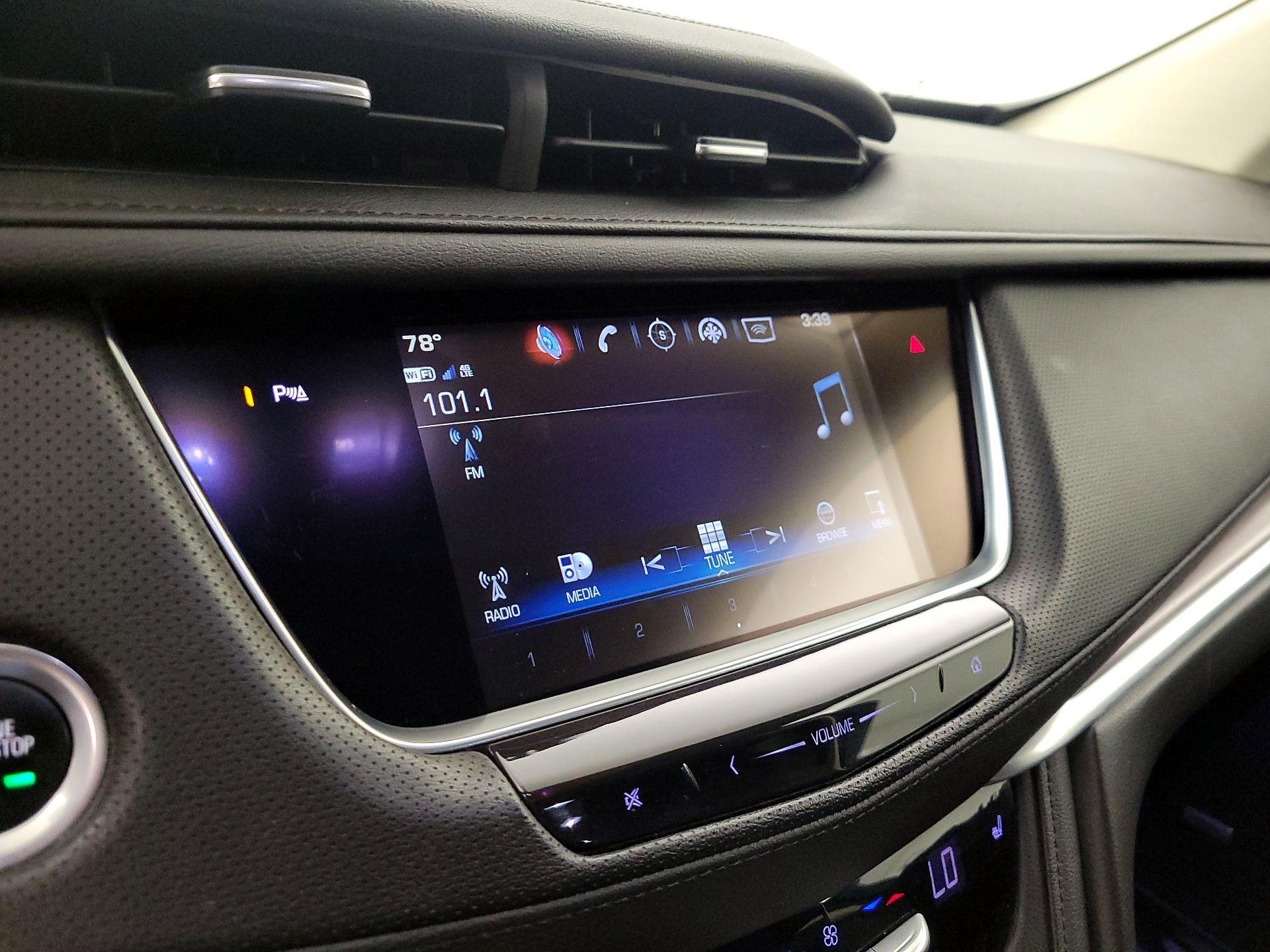Thumbnail: 2018 Cadillac XT5 - 15