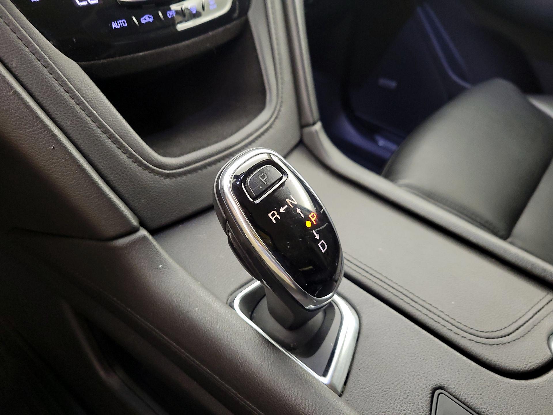 Thumbnail: 2018 Cadillac XT5 - 17