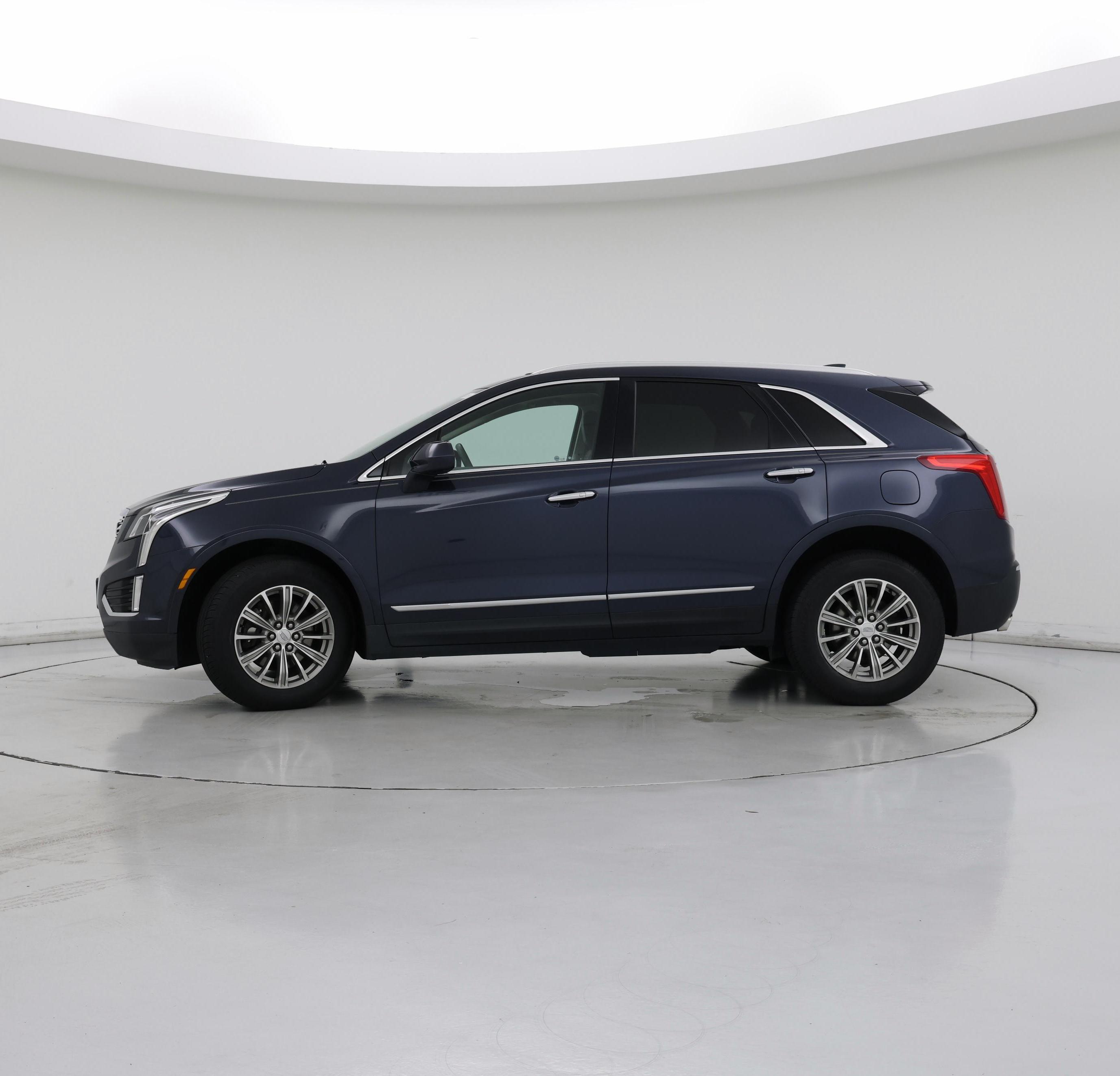 Thumbnail: 2018 Cadillac XT5 - 3
