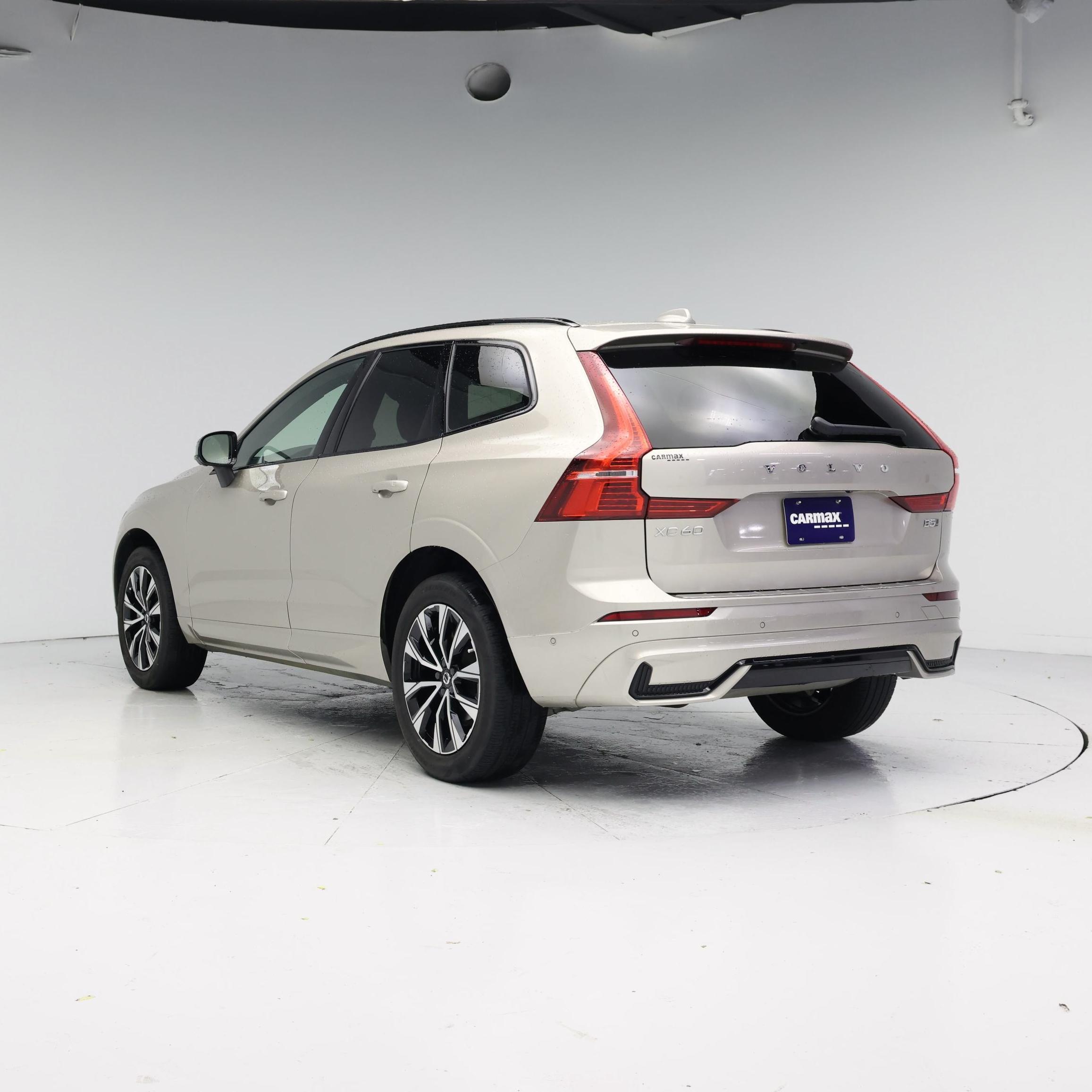 Thumbnail: 2024 Volvo XC60 - 2