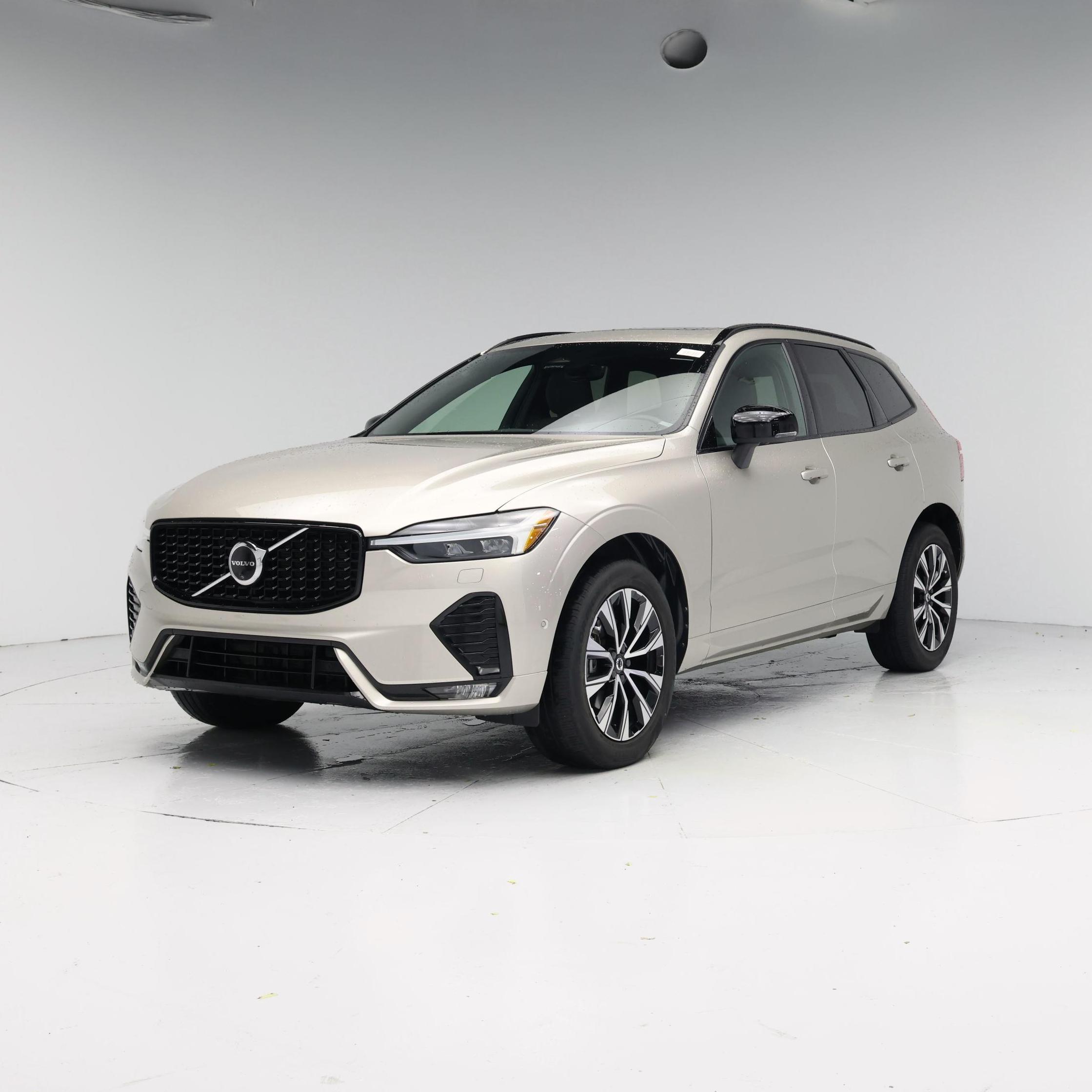 Thumbnail: 2024 Volvo XC60 - 4
