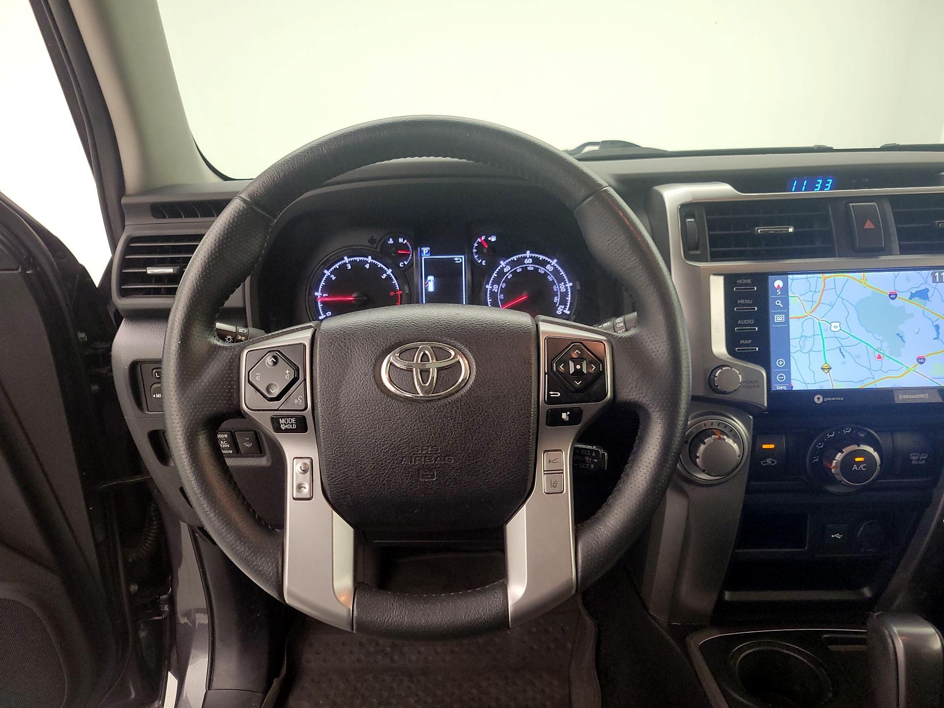 Thumbnail: 2022 Toyota 4Runner - 10
